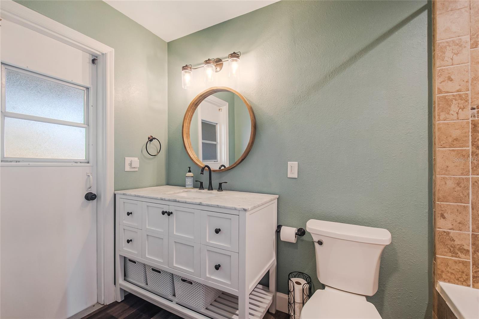 123 E CUMBERLAND CIR