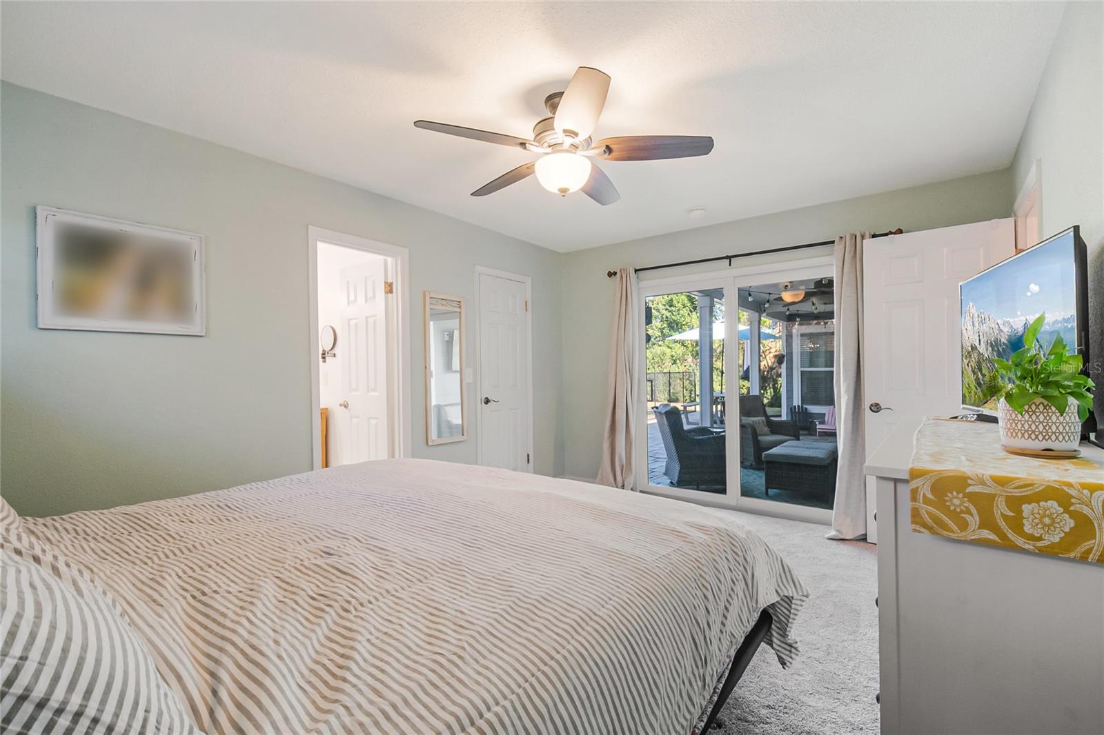 123 E CUMBERLAND CIR