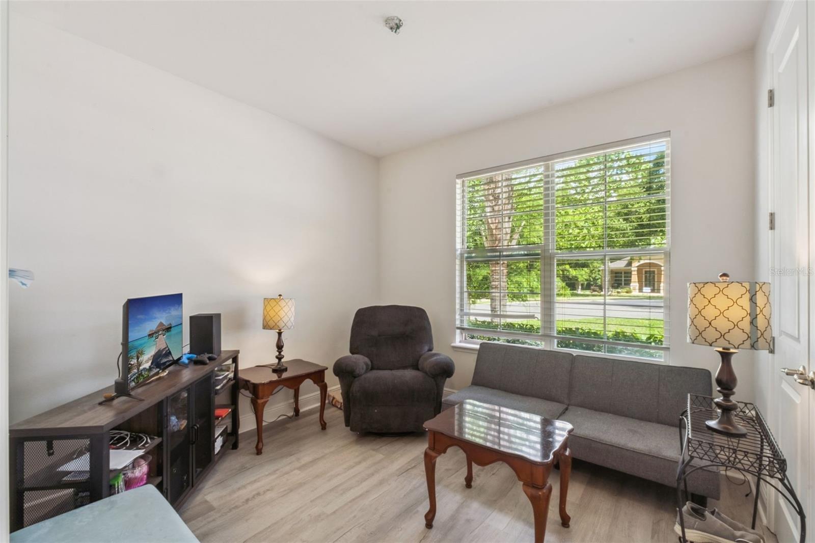 24414 WOODHILL CT