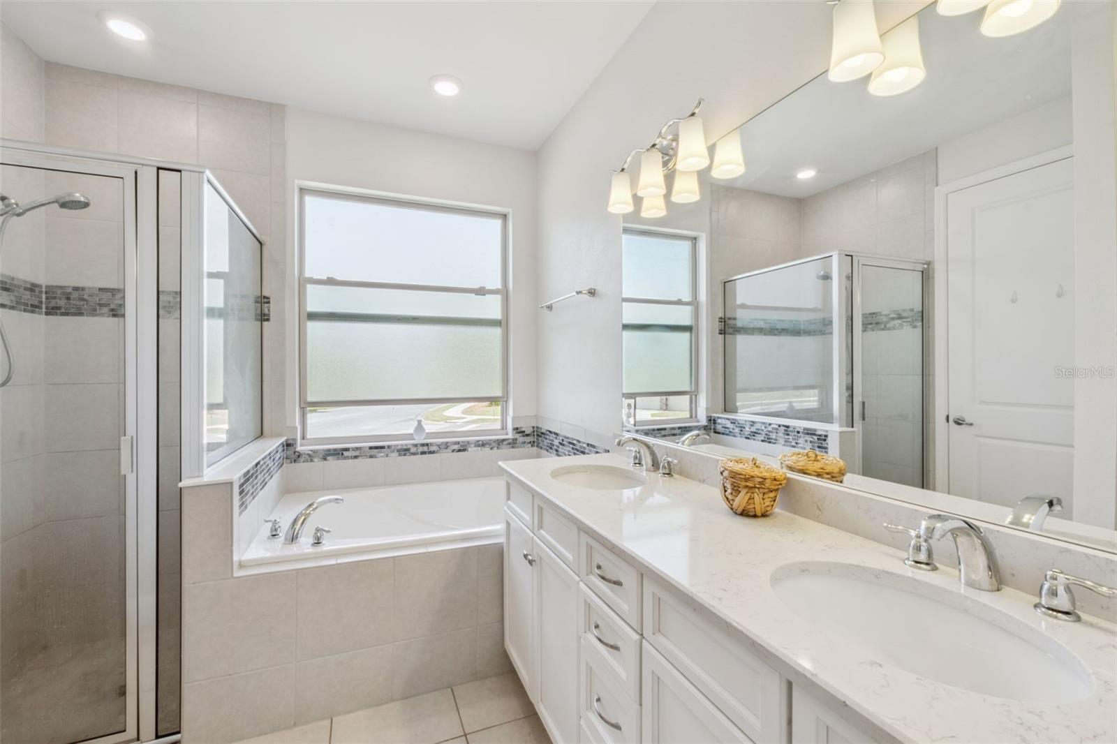 24414 WOODHILL CT