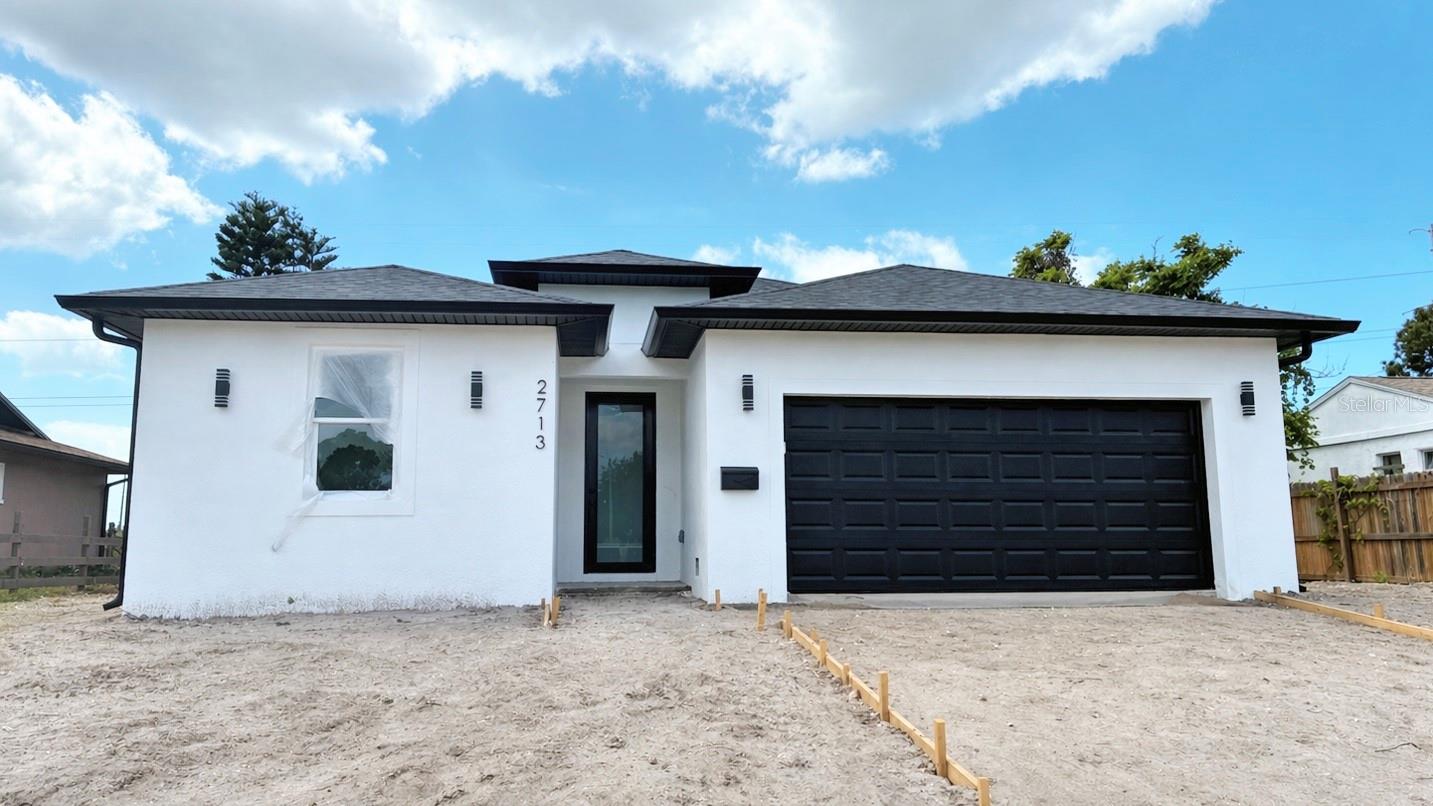 2713 SAN LUIS RD