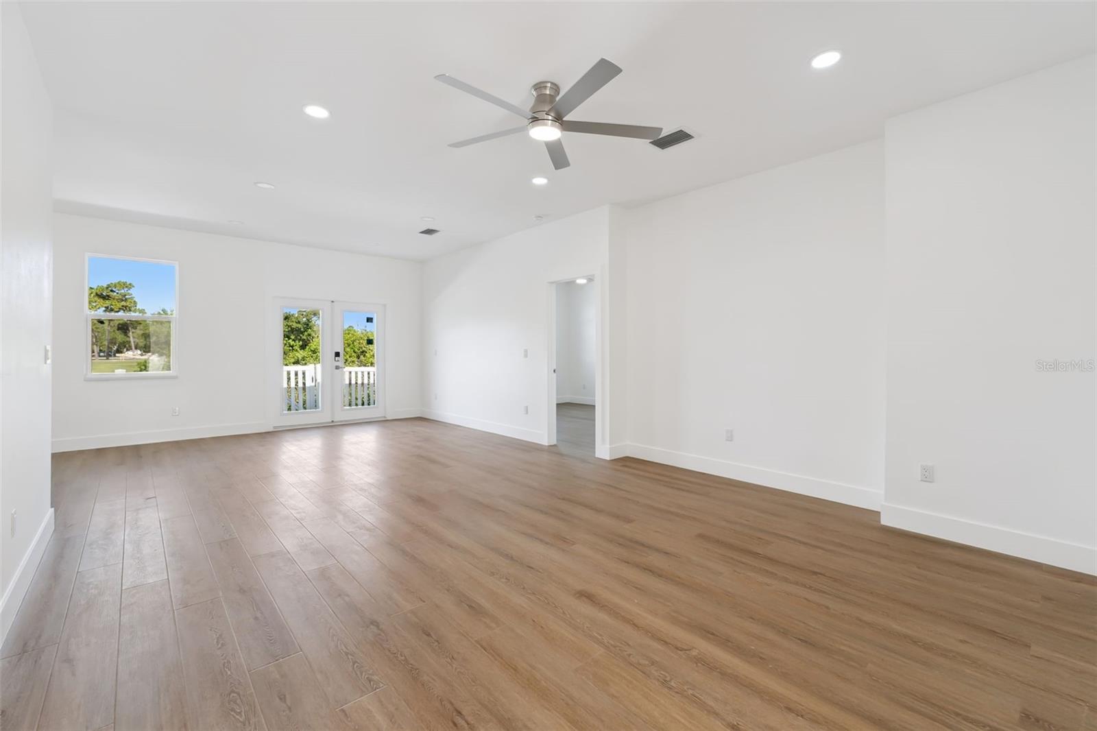 2713 SAN LUIS RD