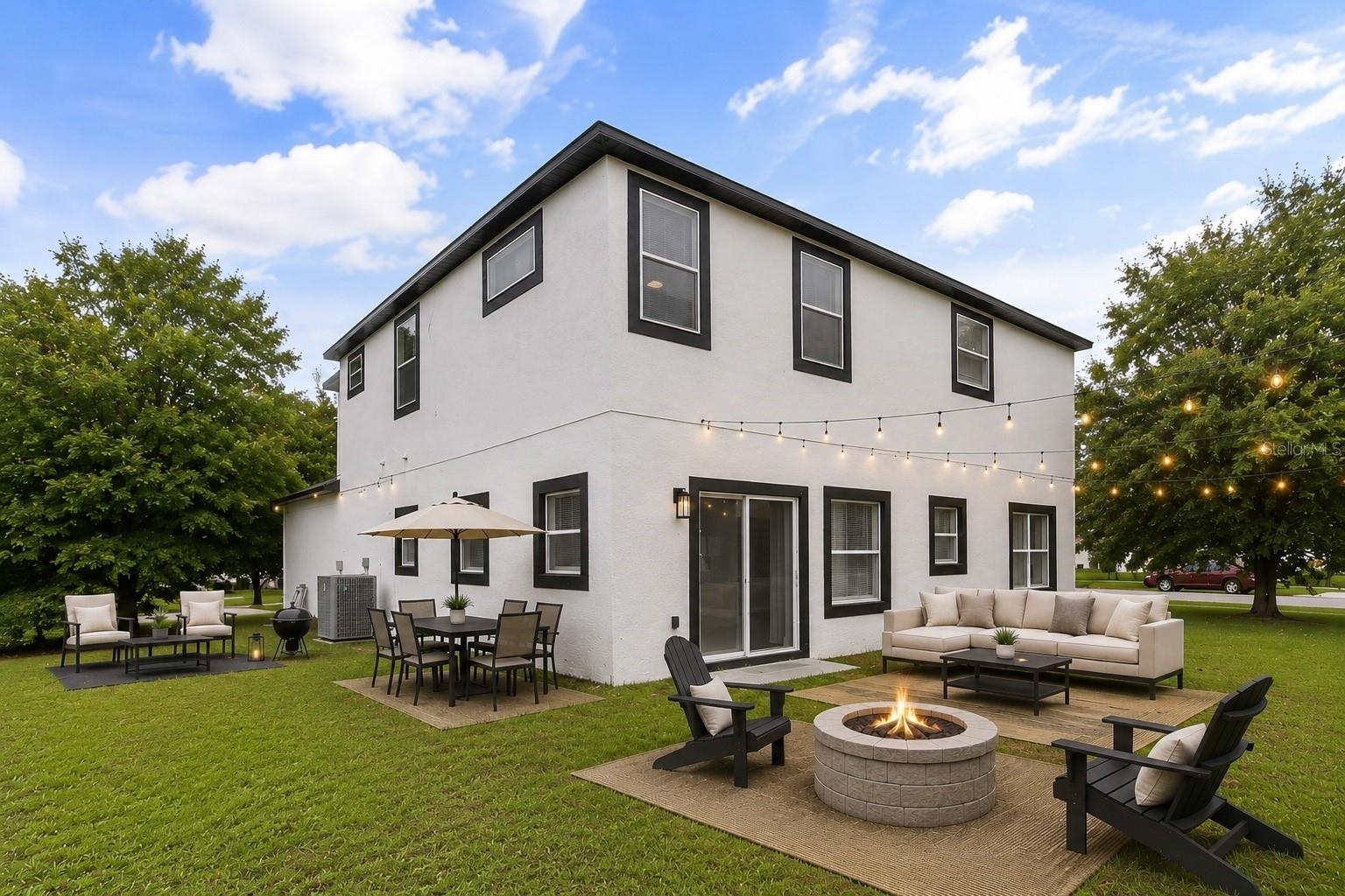 1005 CHASE DR