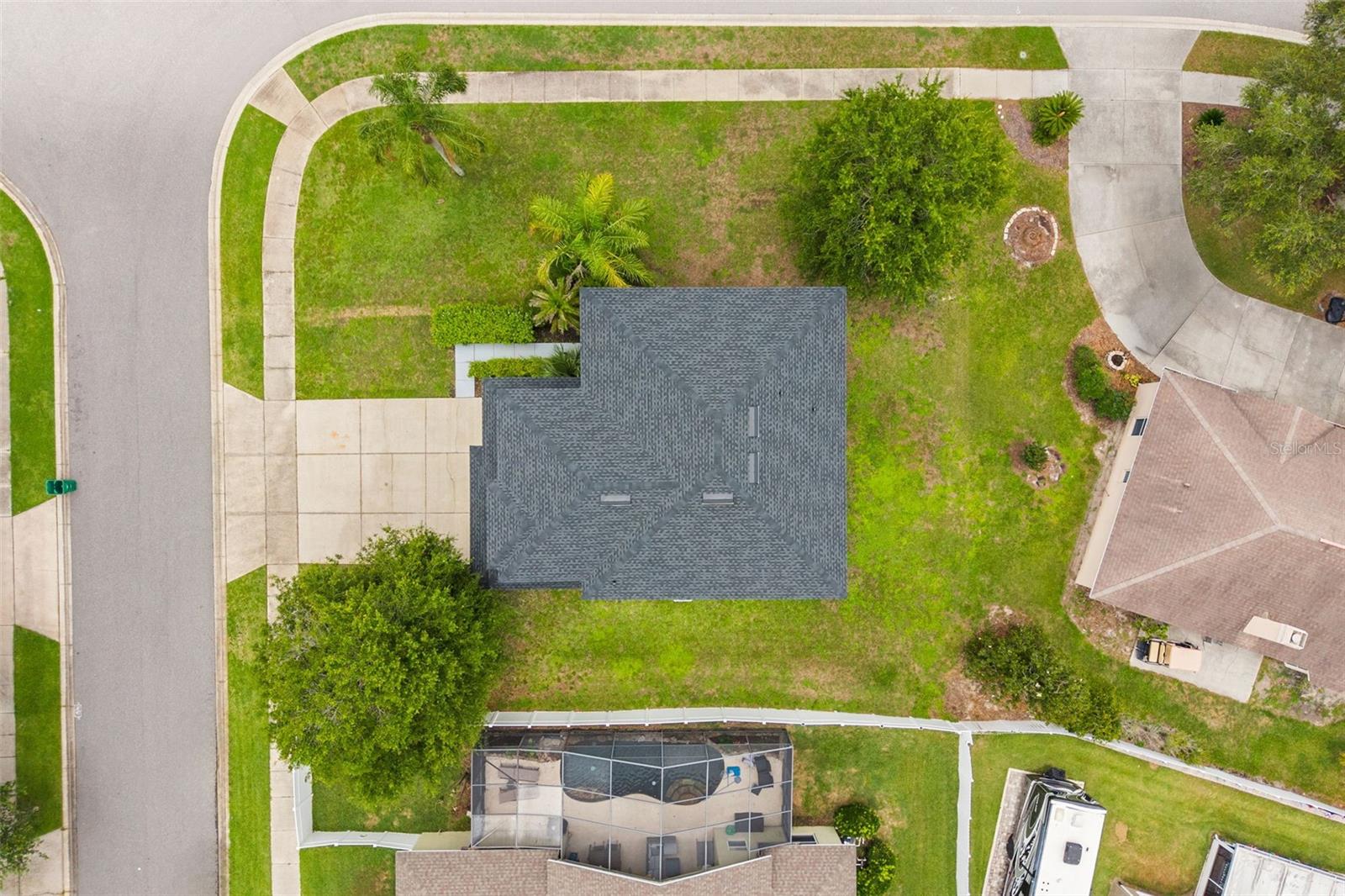 1005 CHASE DR