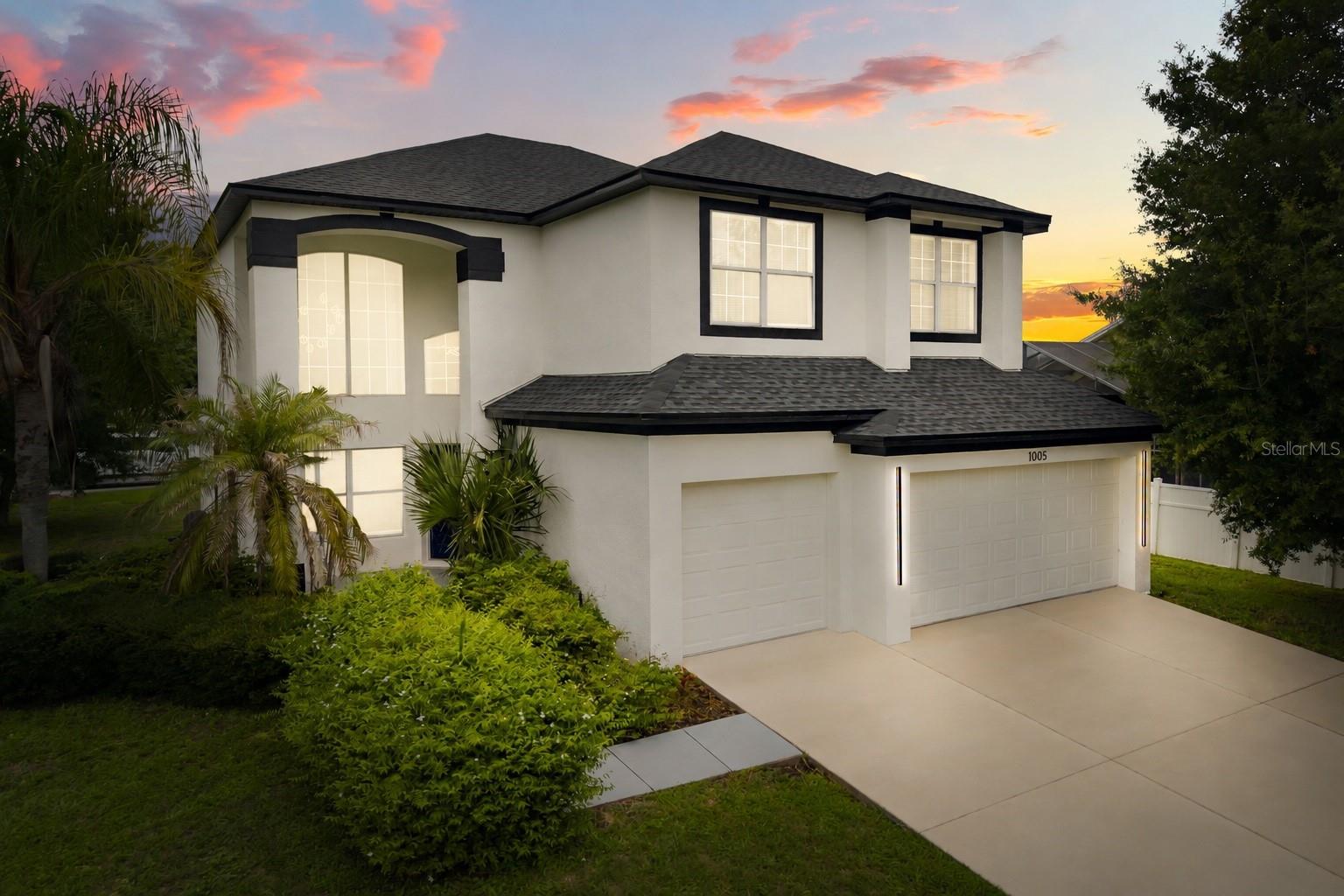 1005 CHASE DR