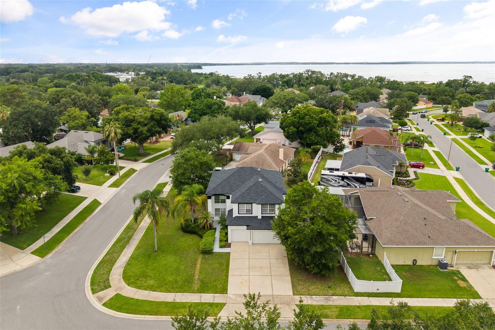 1005 CHASE DR