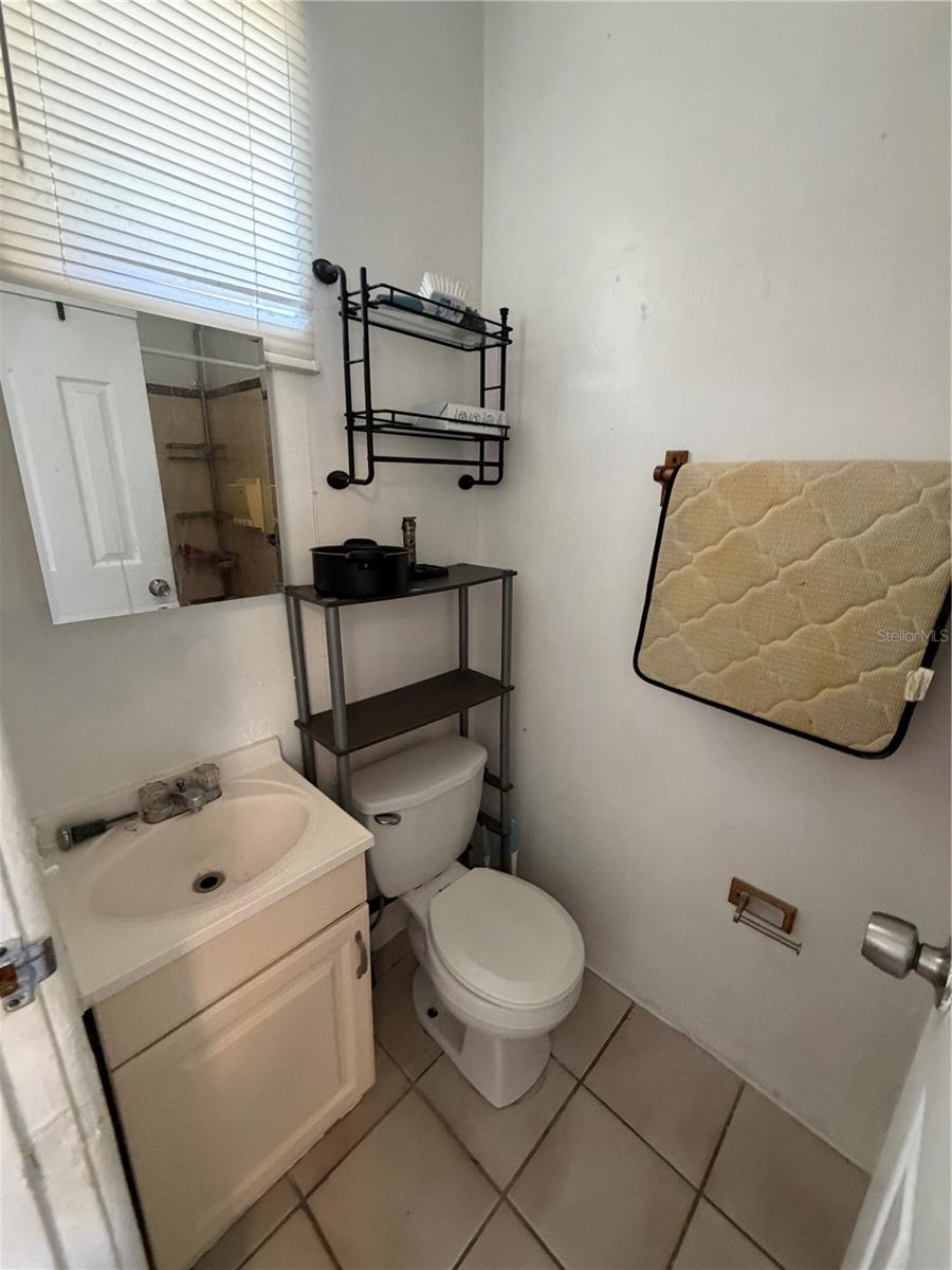 6923,6925,6927 ANOKA DR