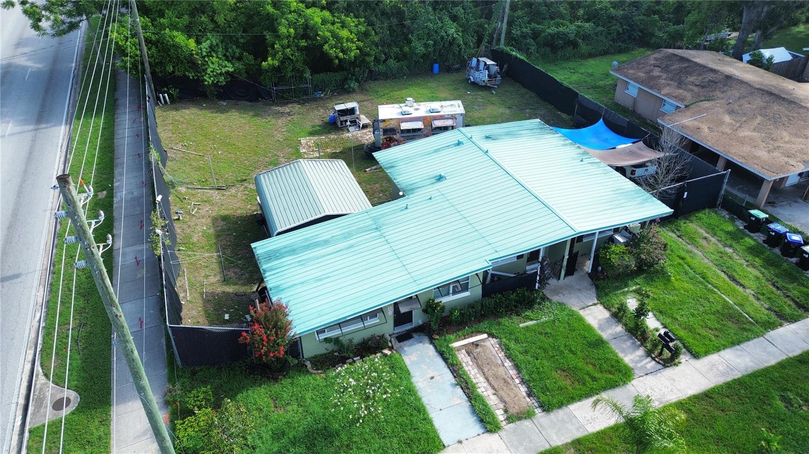6923,6925,6927 ANOKA DR