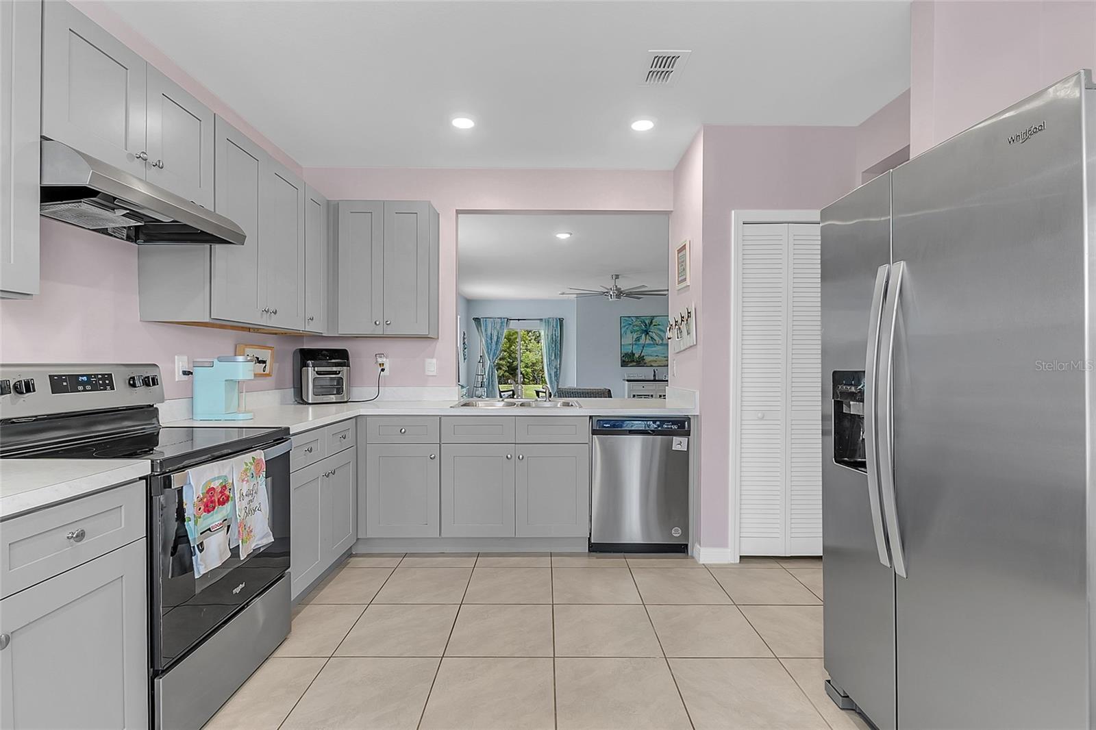 3241 CARPENTARIA DR