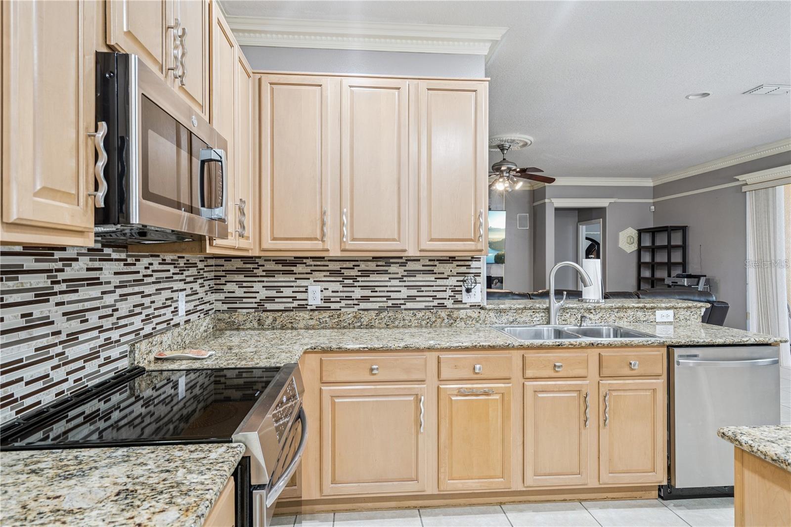 480 ROB ROY DR