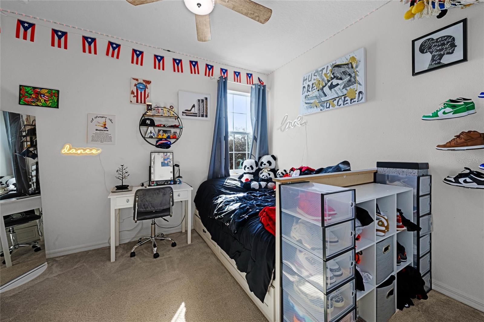 2482 WAXWING WAY