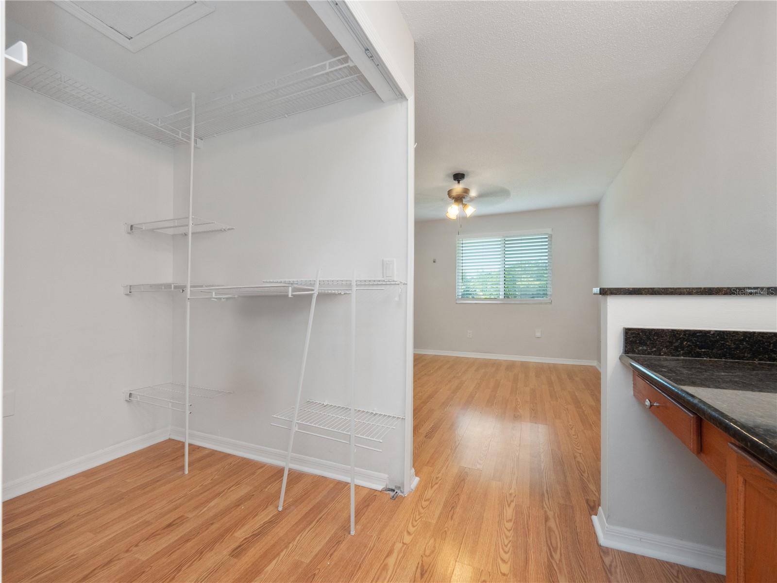 9532 DARIEN AVE #9532