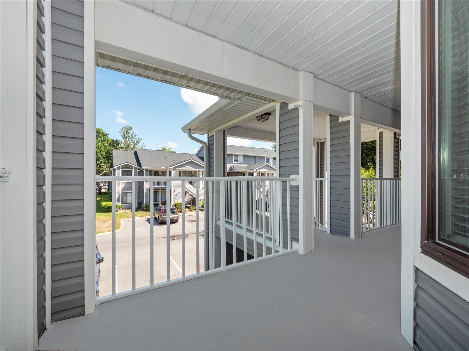 9532 DARIEN AVE #9532