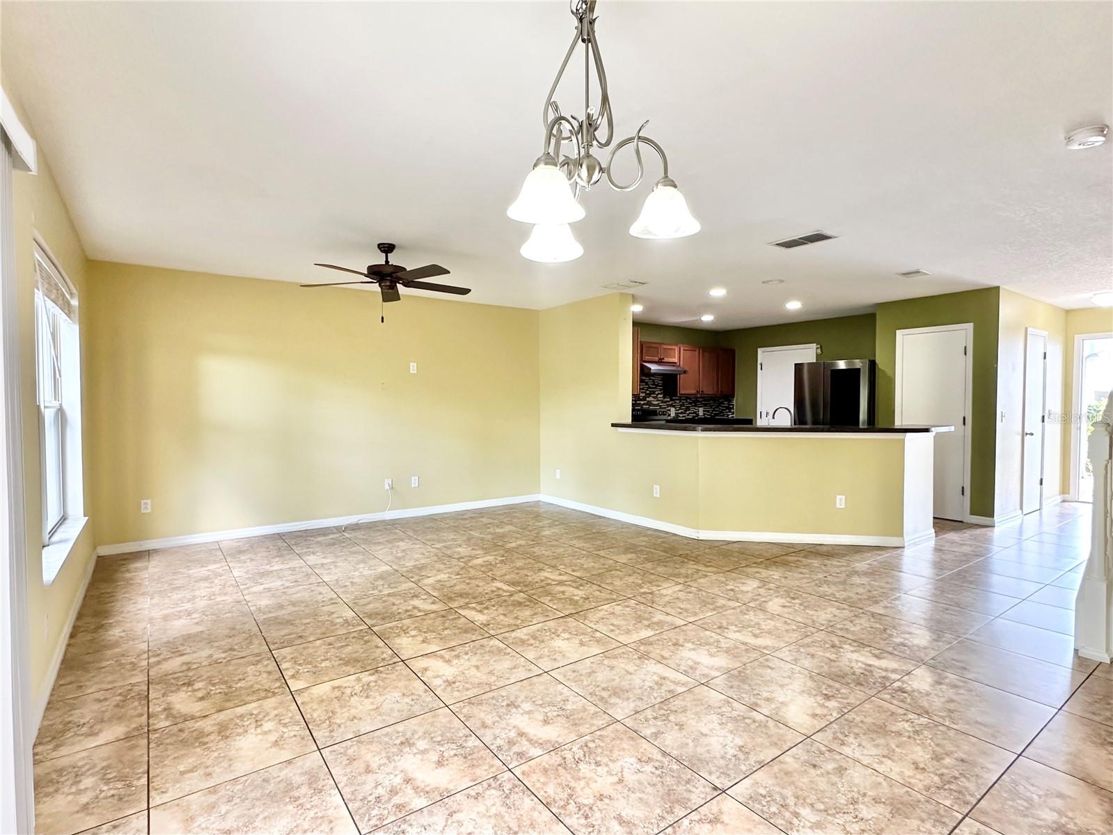 2581 AVENTURINE ST