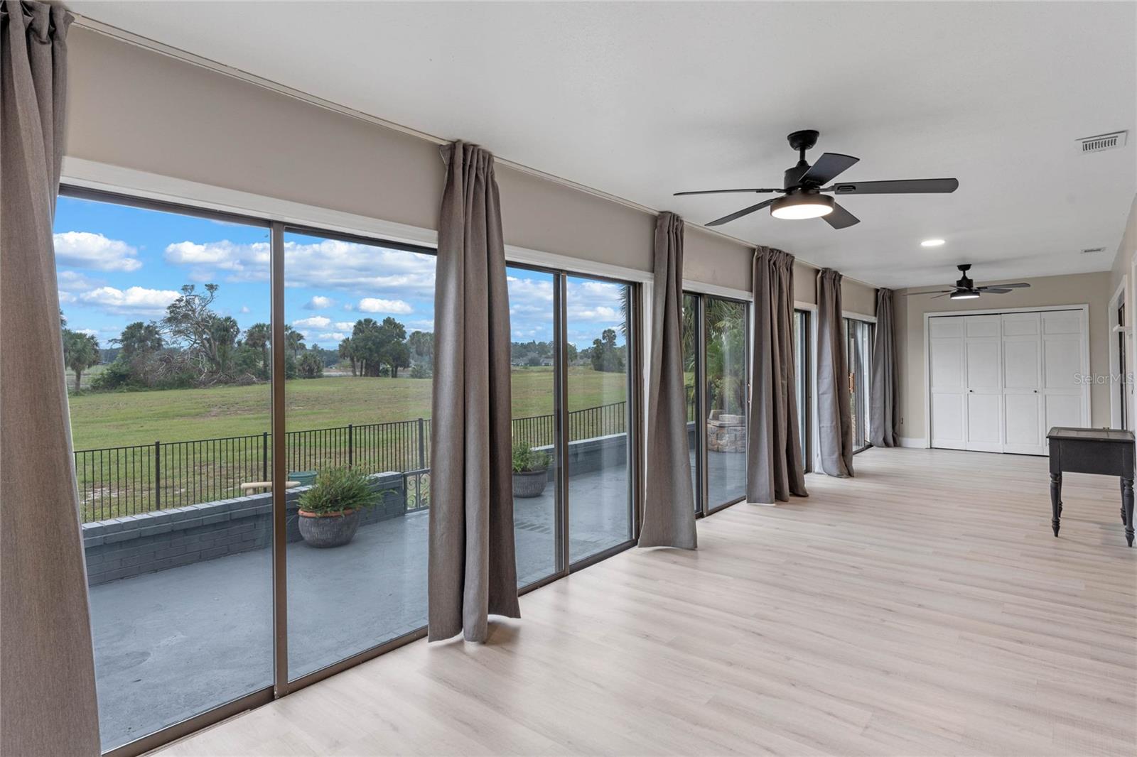 1543 LAKE MARION DR