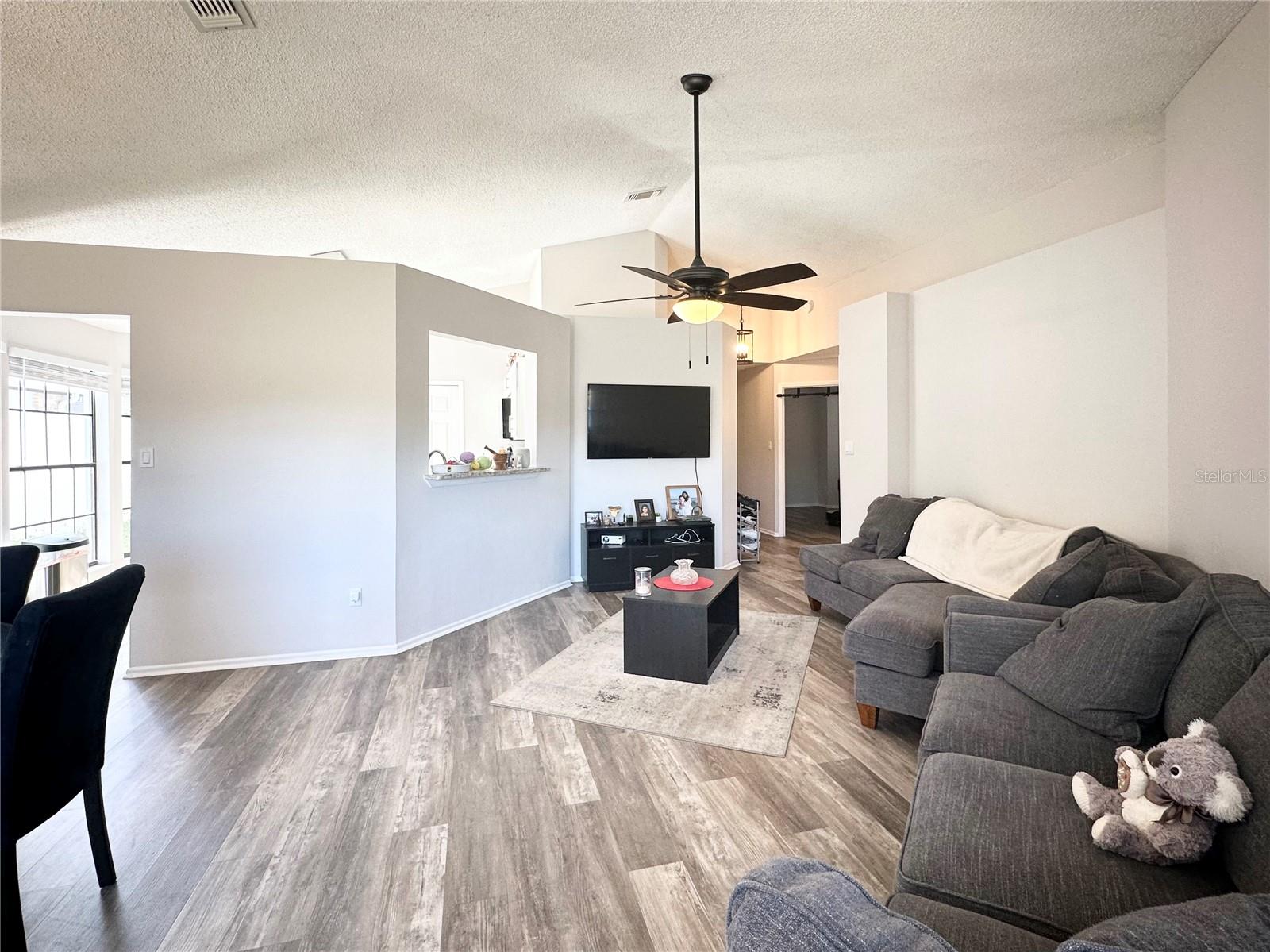 9560 SUNDANCE CT