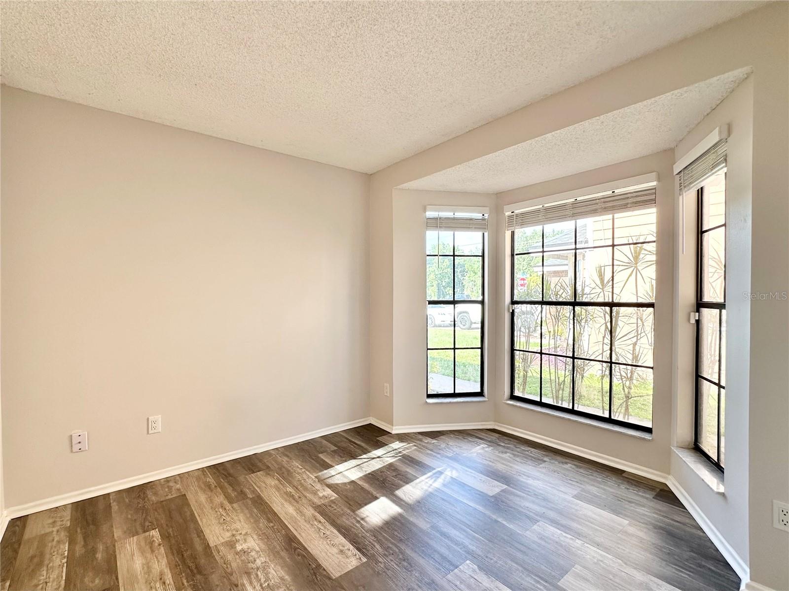9560 SUNDANCE CT