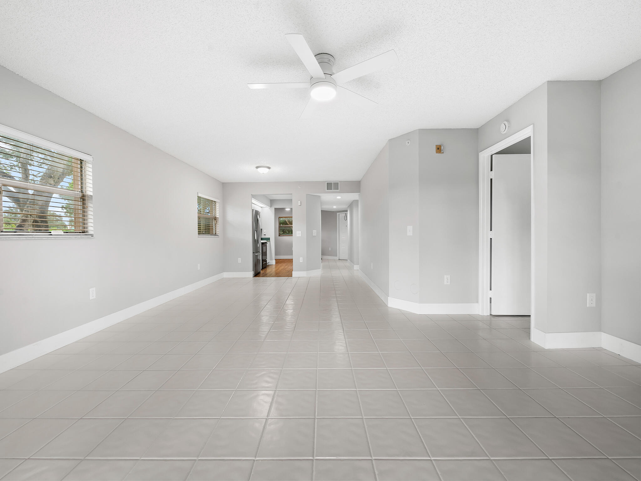 550 SW 137 Avenue L114