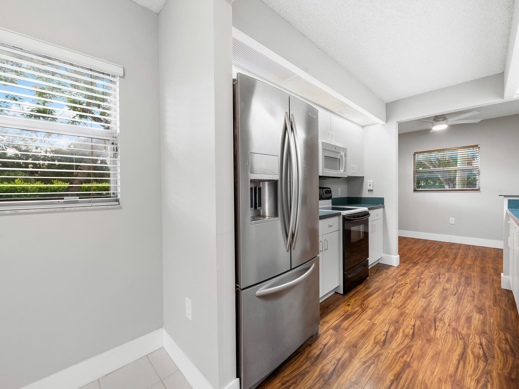 550 SW 137 Avenue L114