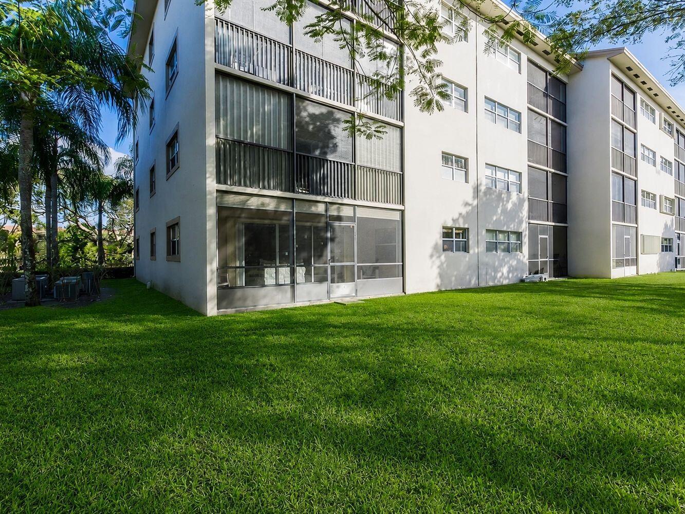 550 SW 137 Avenue L114