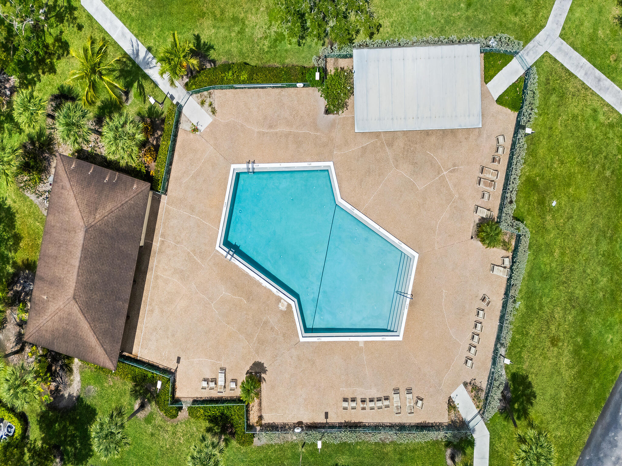 550 SW 137 Avenue L114