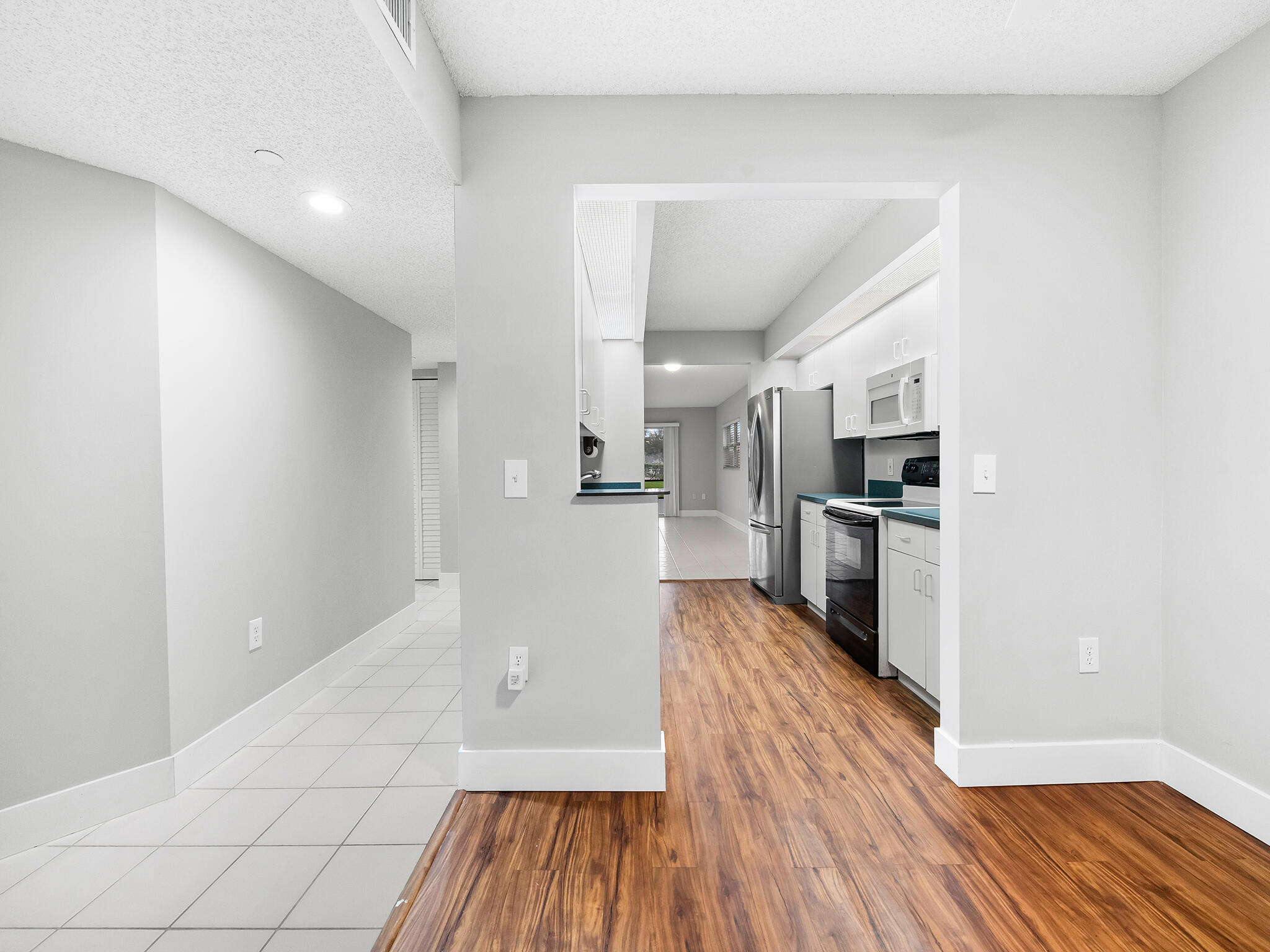550 SW 137 Avenue L114