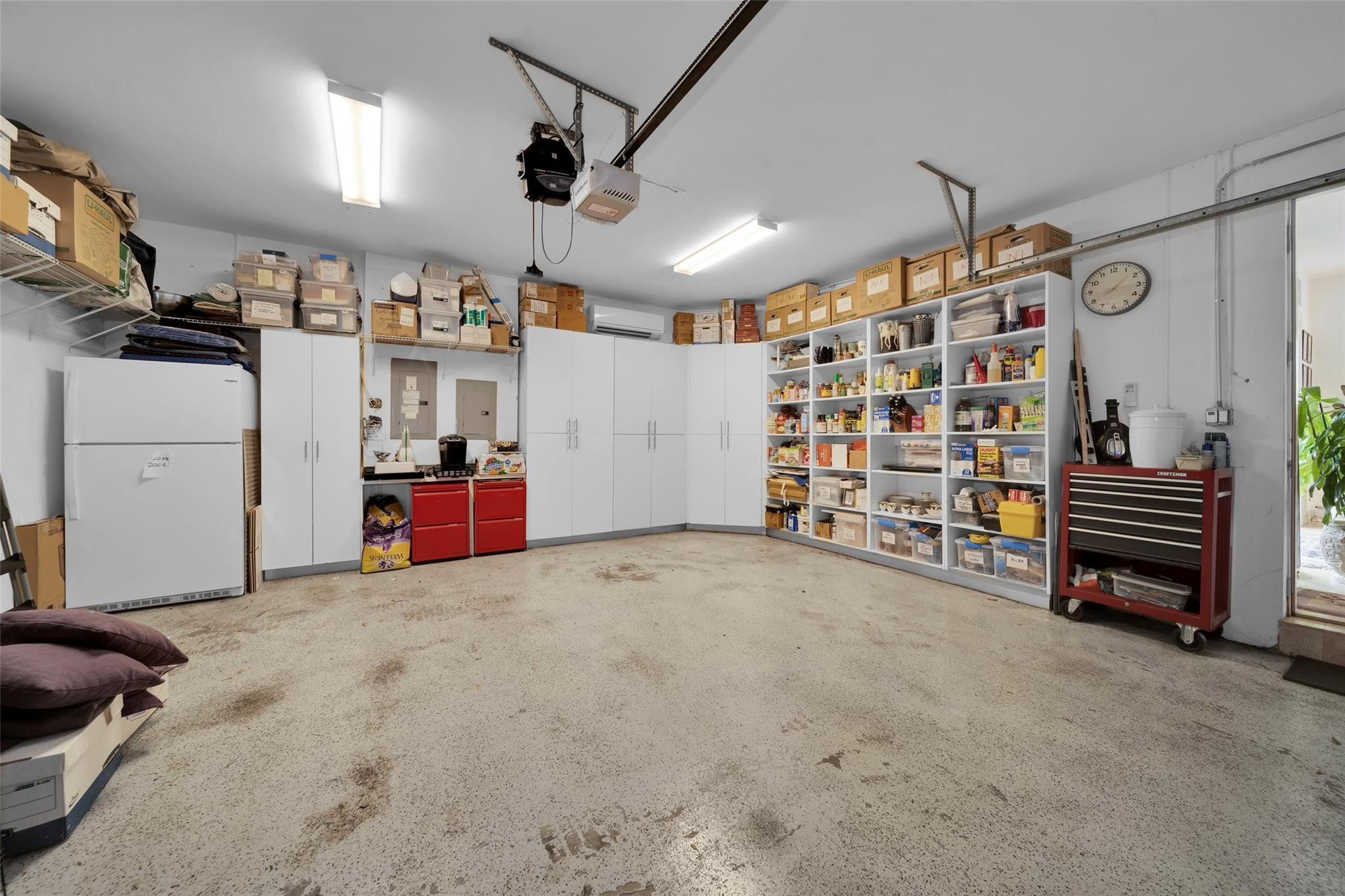 705 NE 17TH WAY