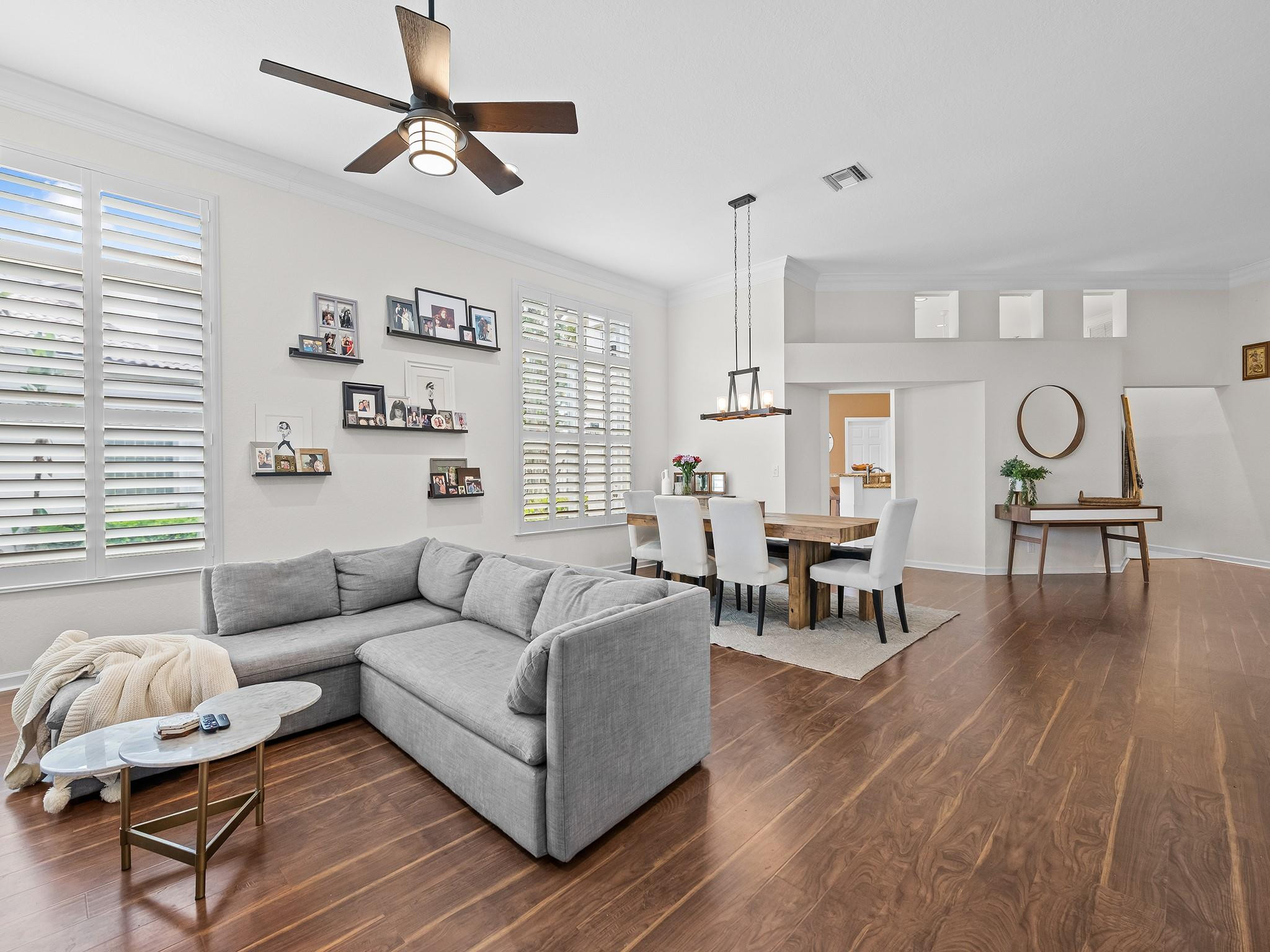 2548 Bay Pointe Dr