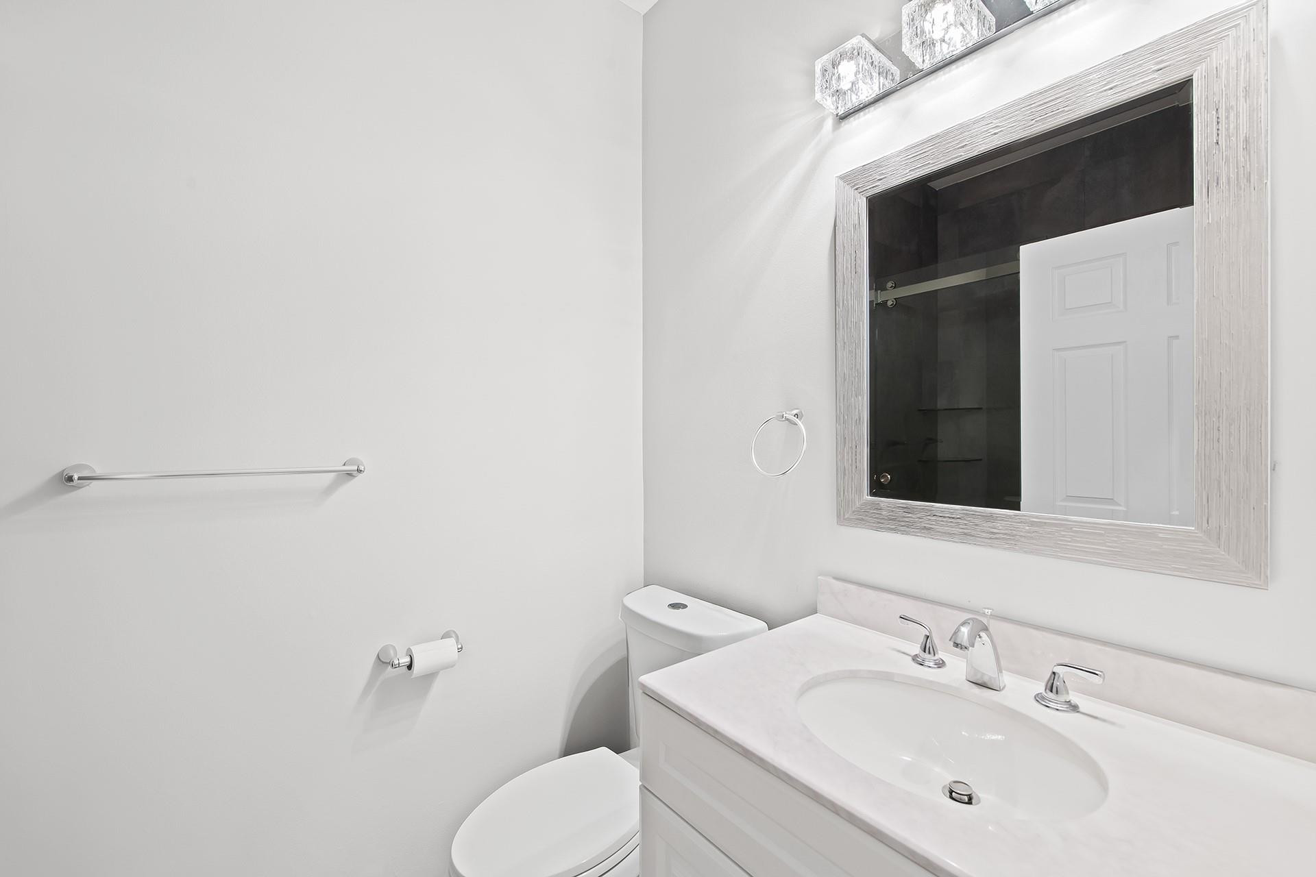 1204 Camellia Cir