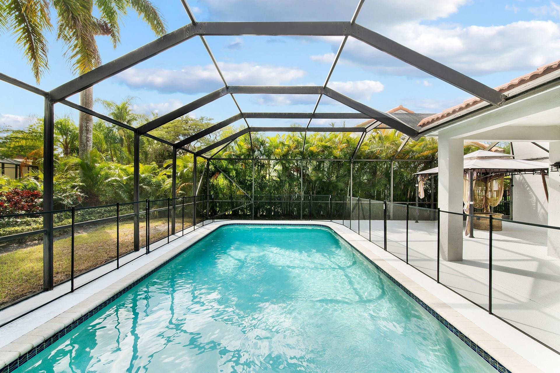 1204 Camellia Cir