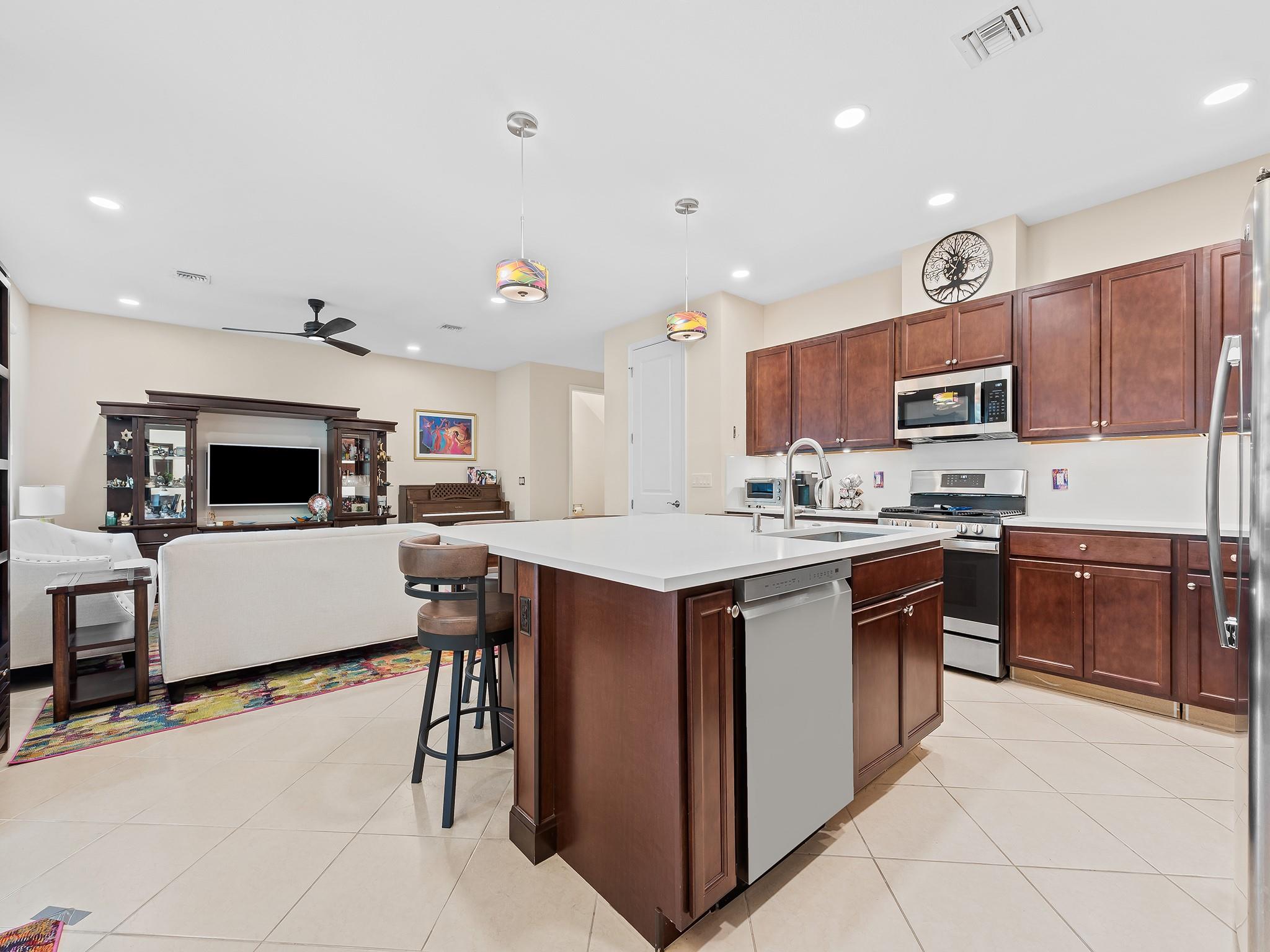 2963 NW 124th Way