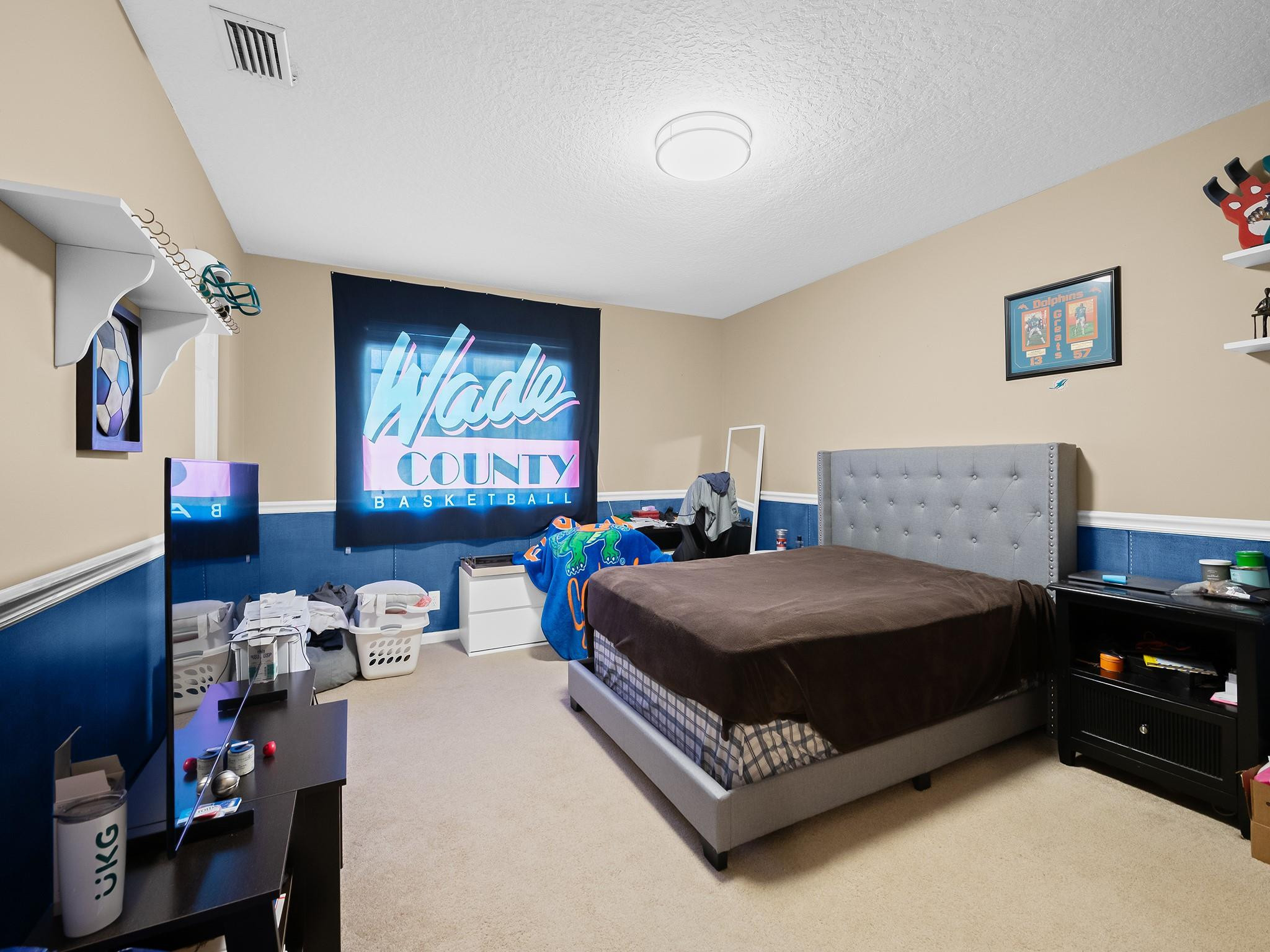 2459 Greenbrier Ct