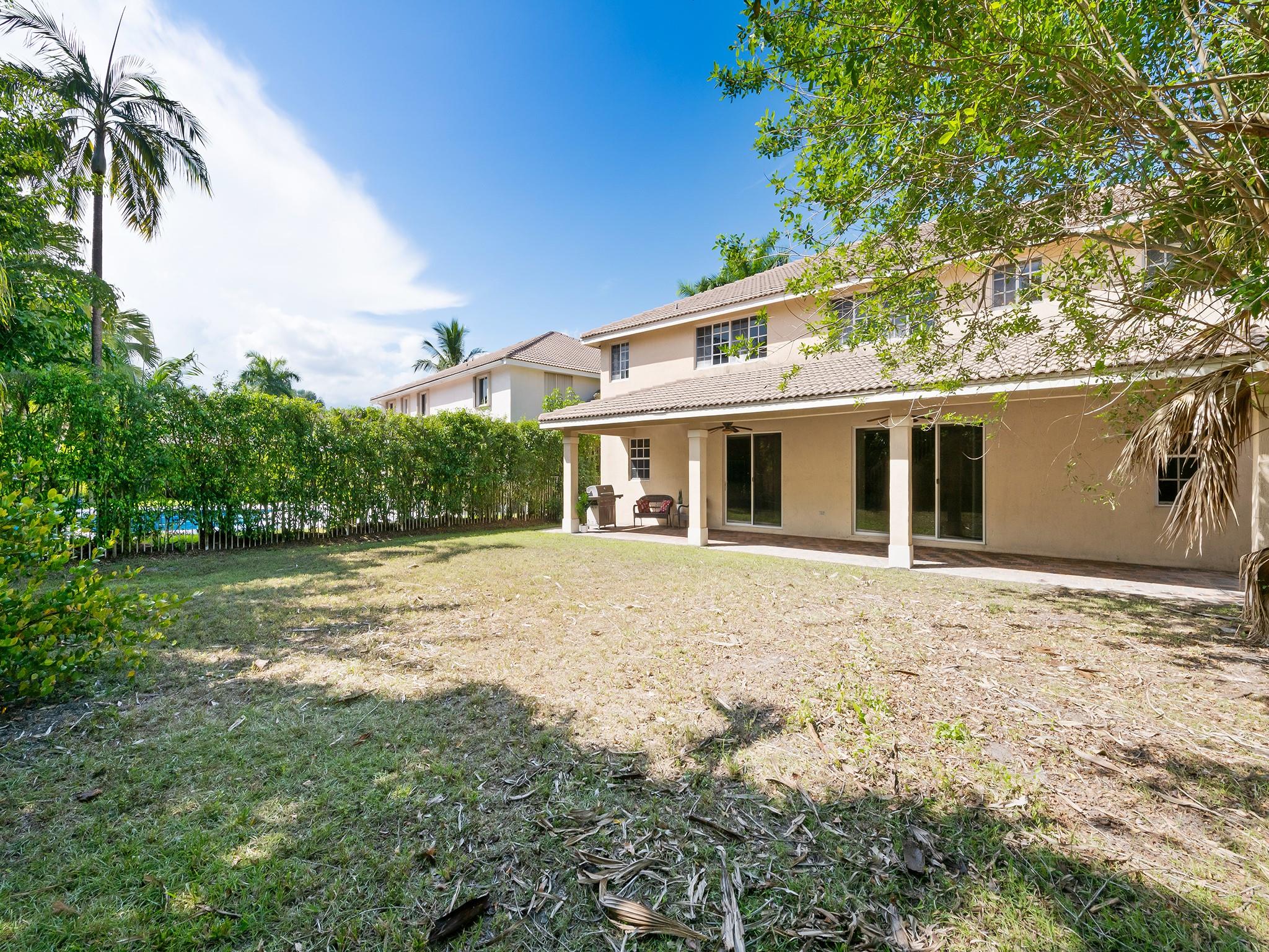2459 Greenbrier Ct