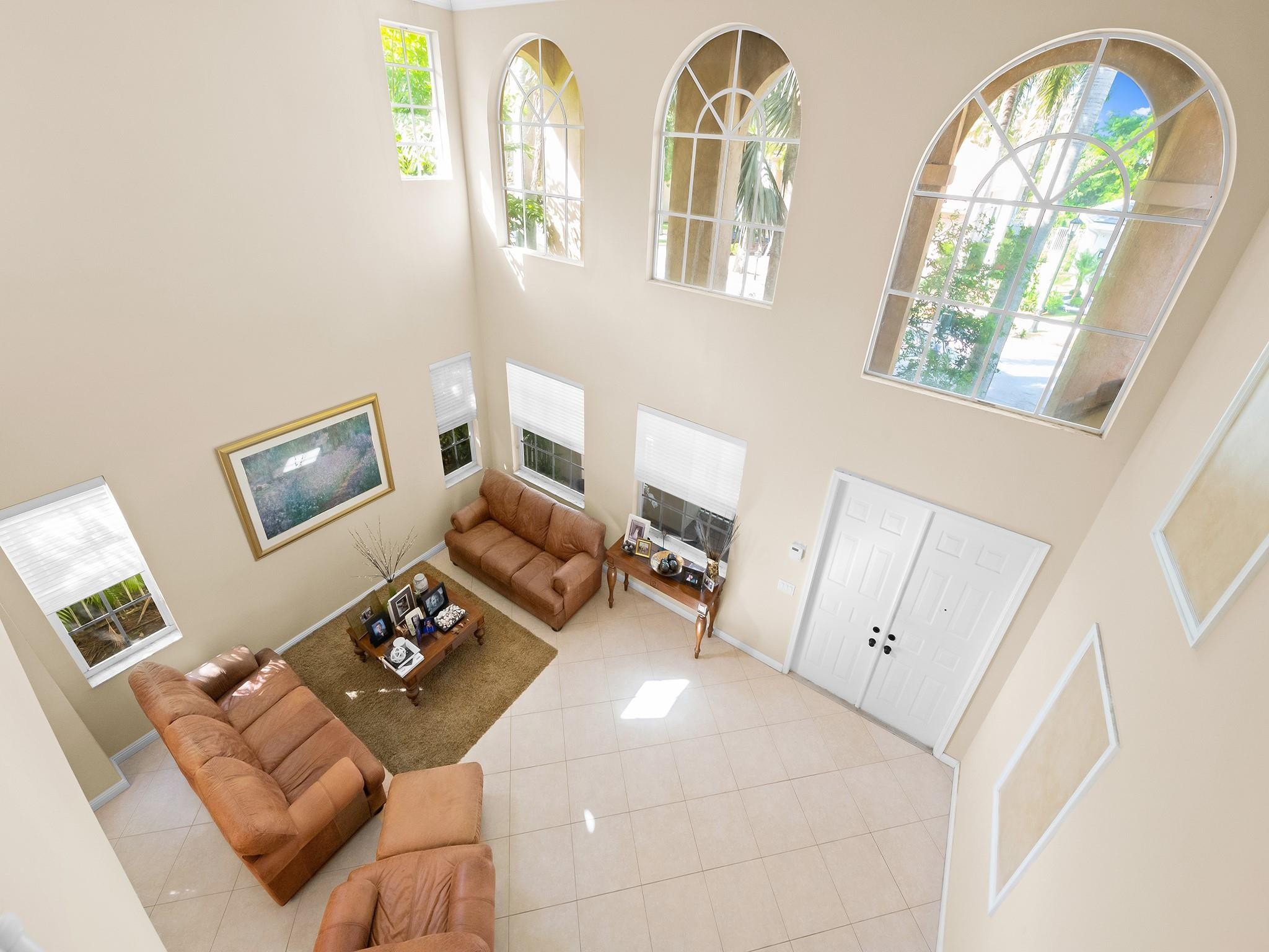 2459 Greenbrier Ct