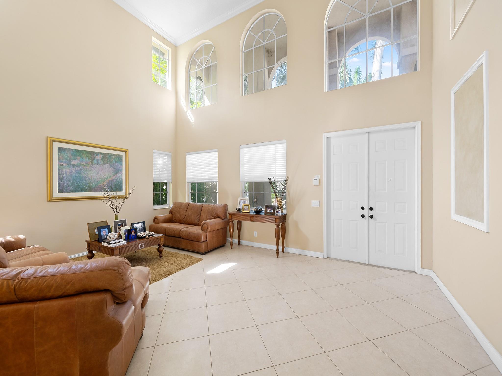 2459 Greenbrier Ct