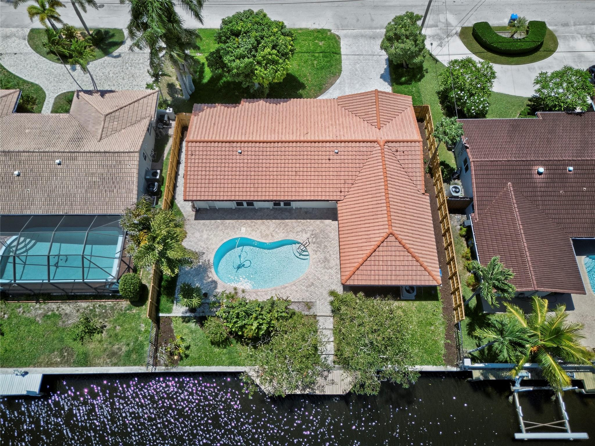 1461 NE 57th Ct