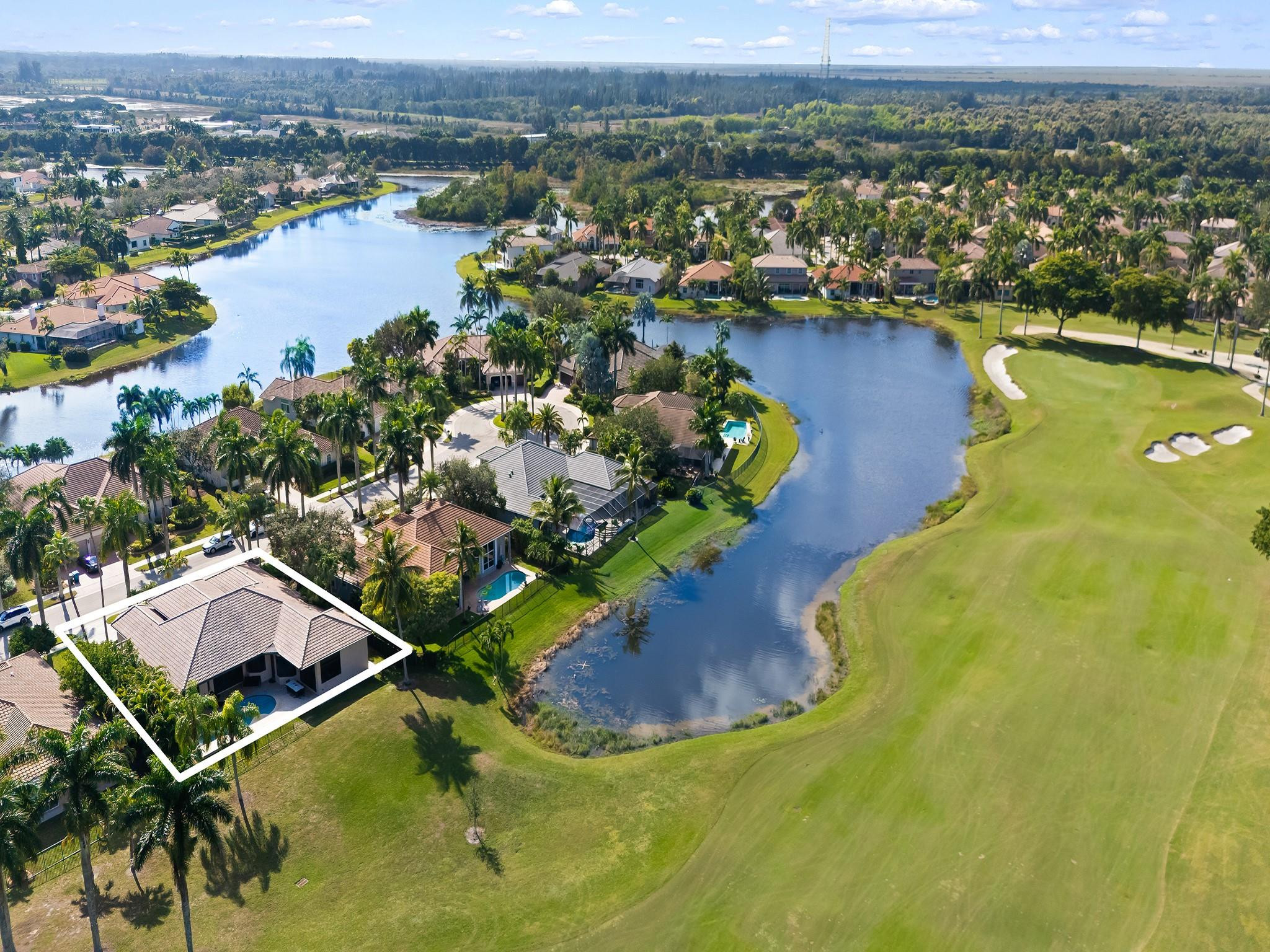 2583 Mayfair Ln