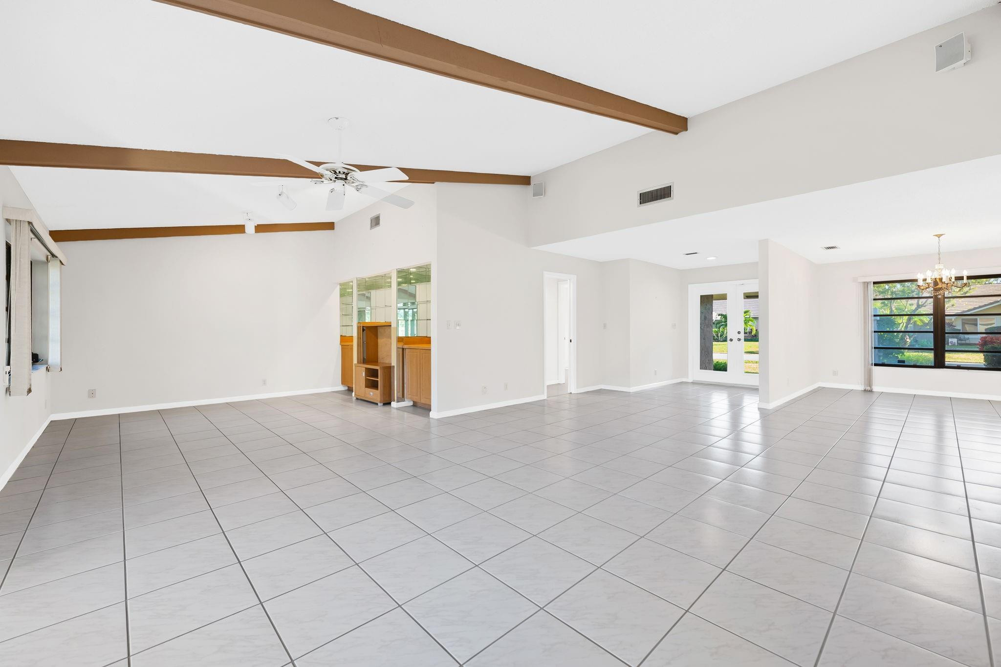 6053 Petaluma Drive