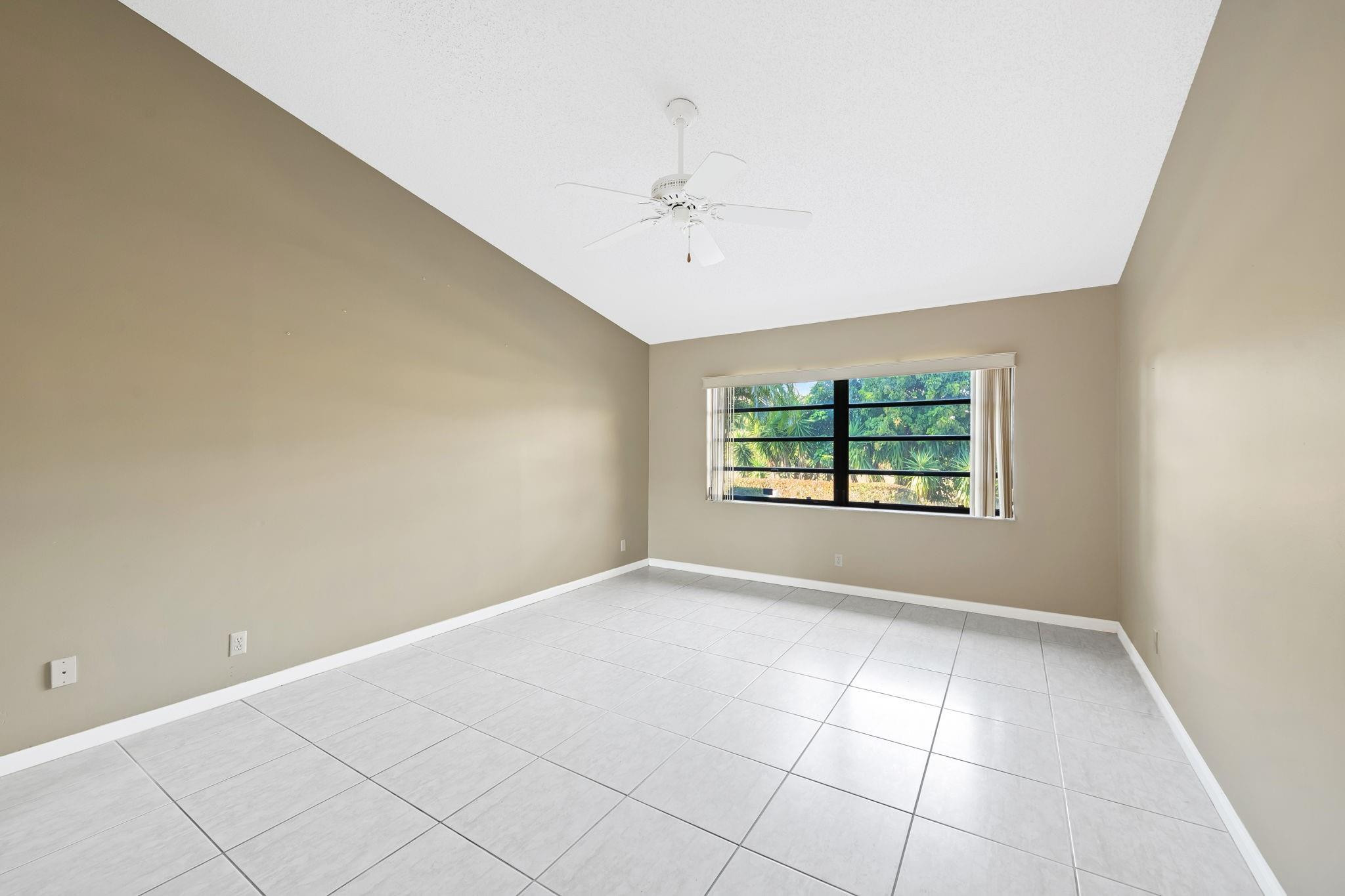 6053 Petaluma Drive