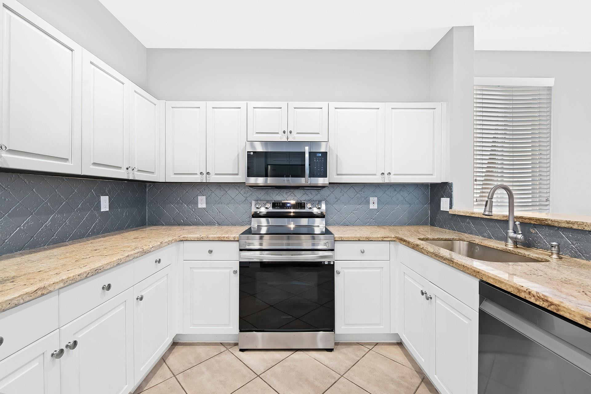 1204 Camellia Circle