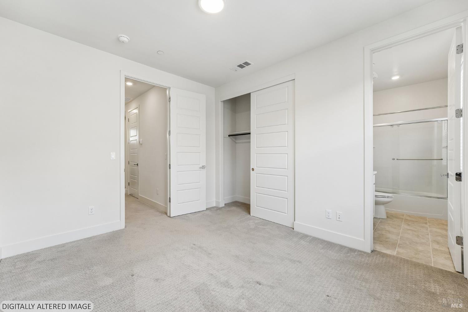 553 Valley Oaks Circle
