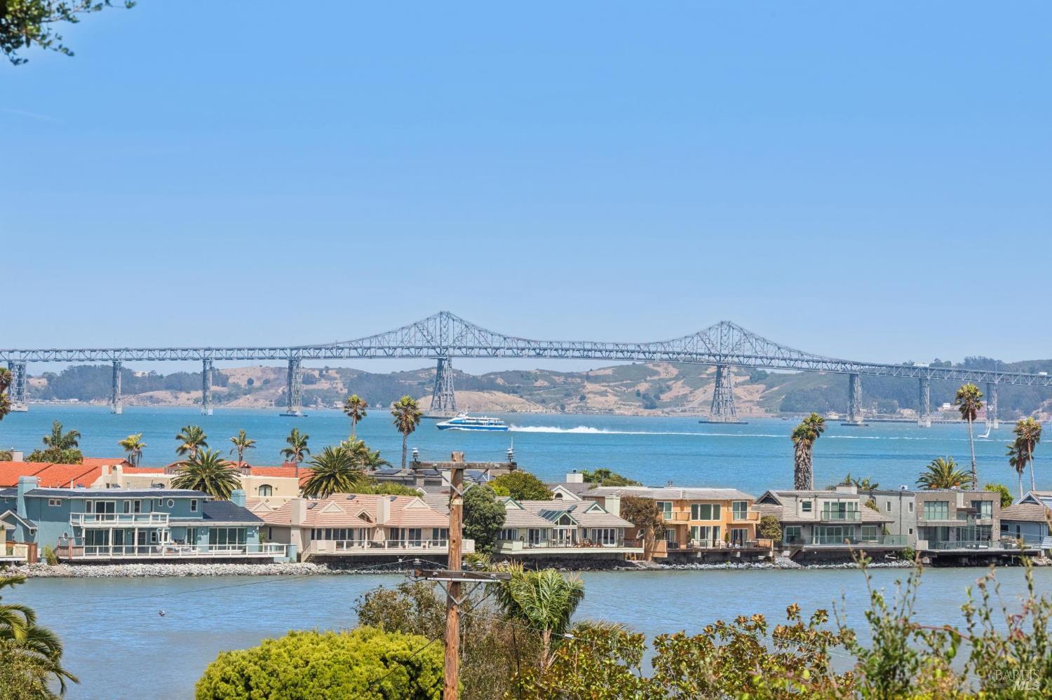 4350 Paradise Drive