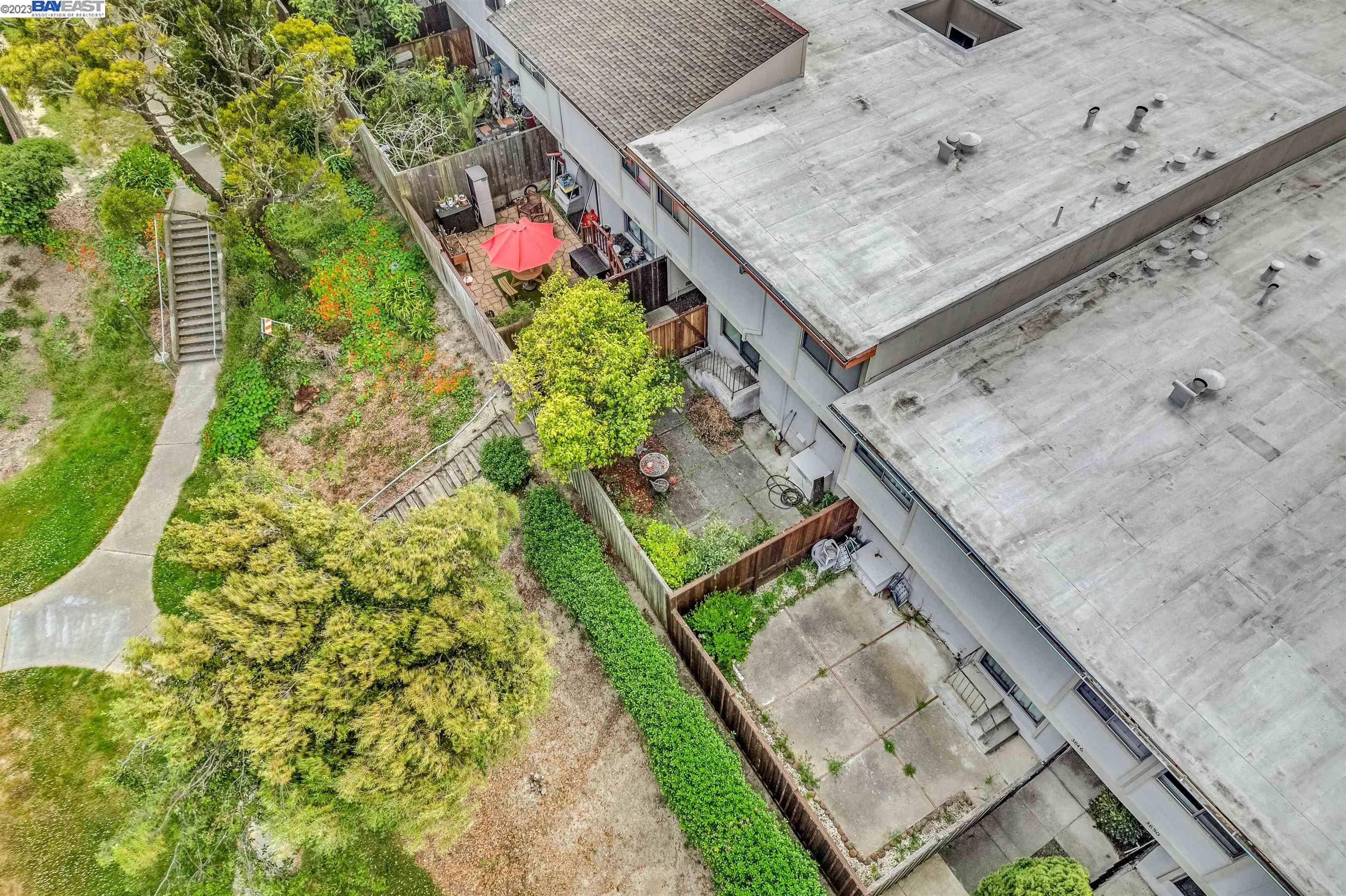 3850 Fairfax Way
