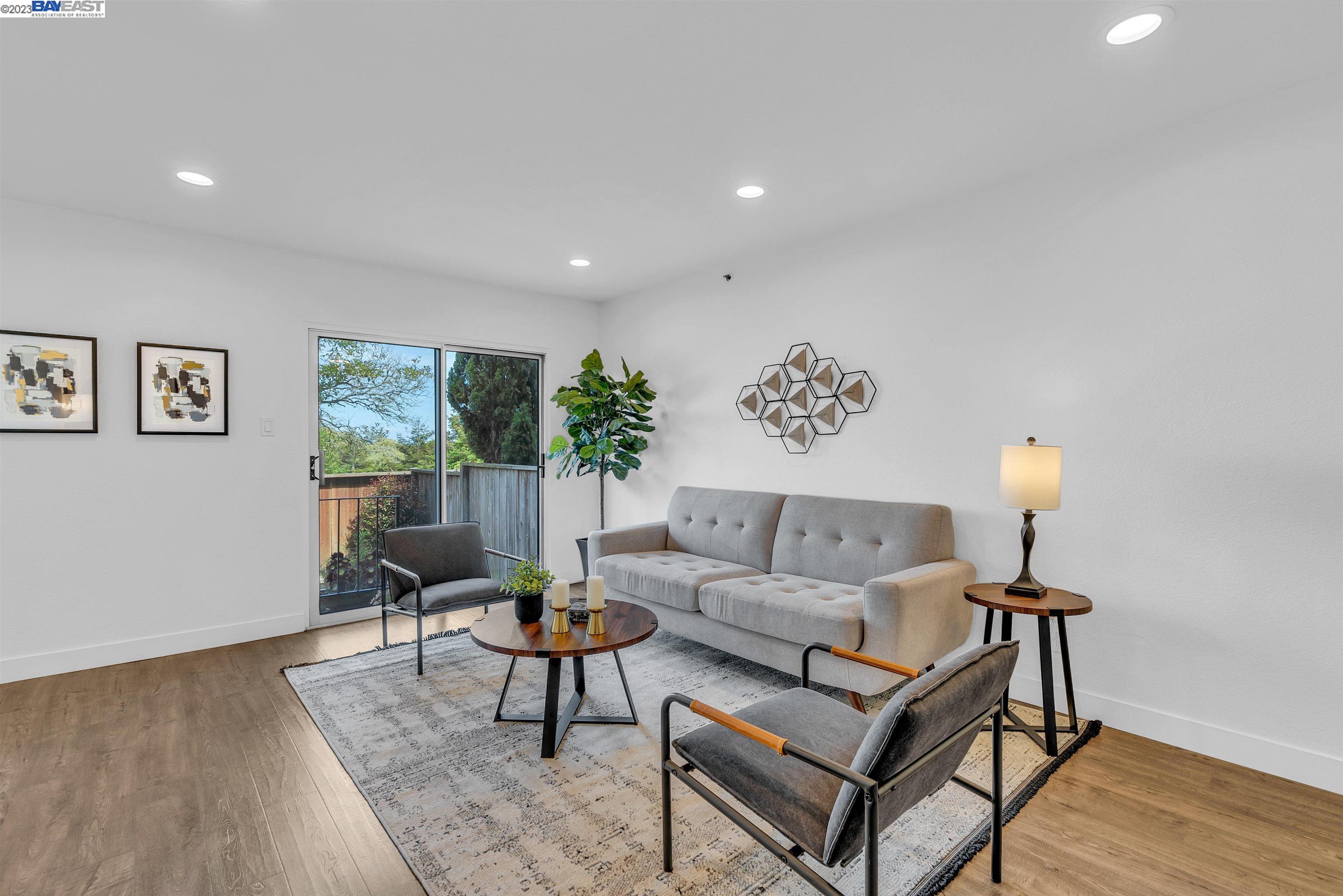 3850 Fairfax Way