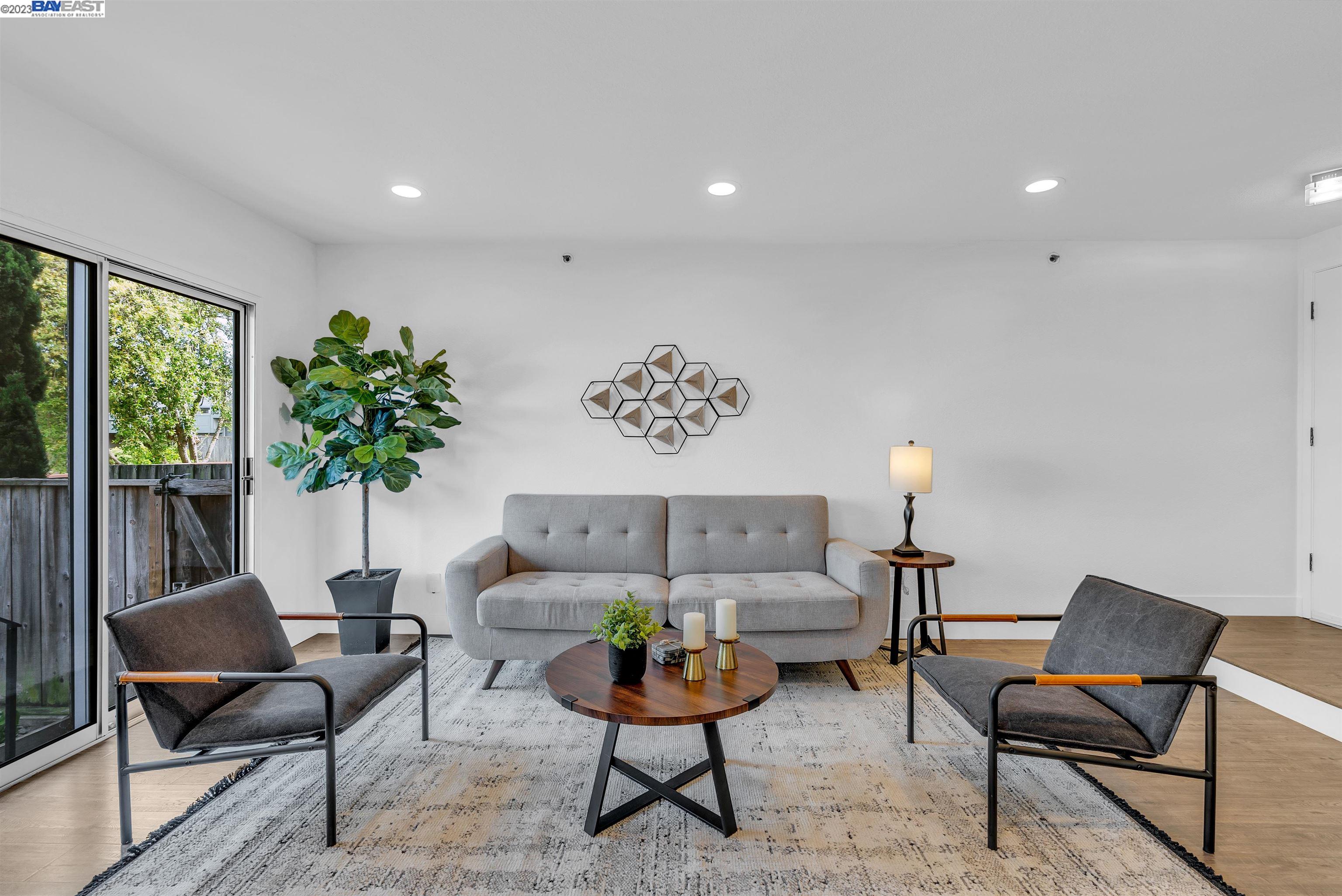 3850 Fairfax Way