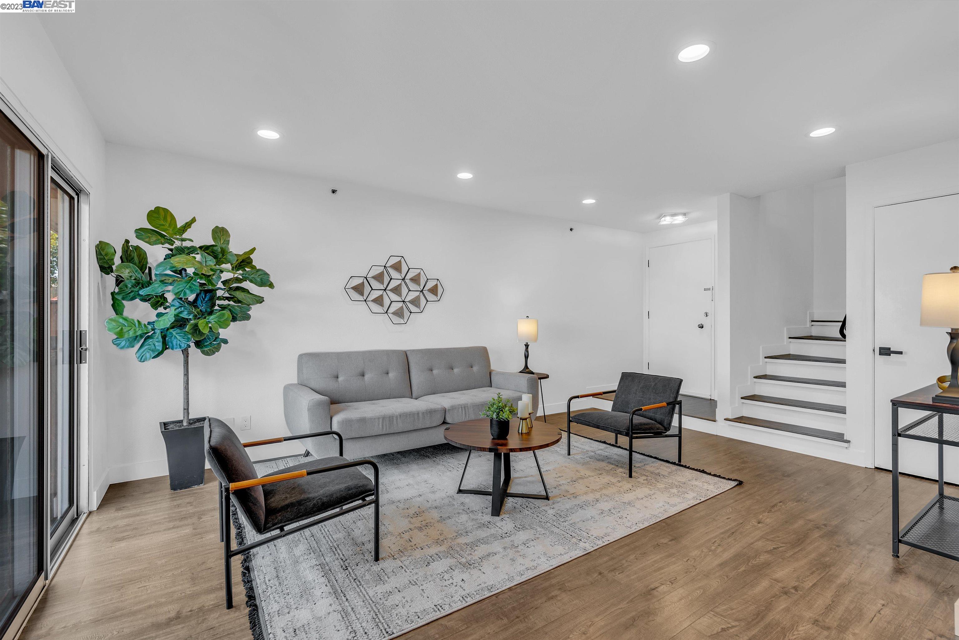 3850 Fairfax Way