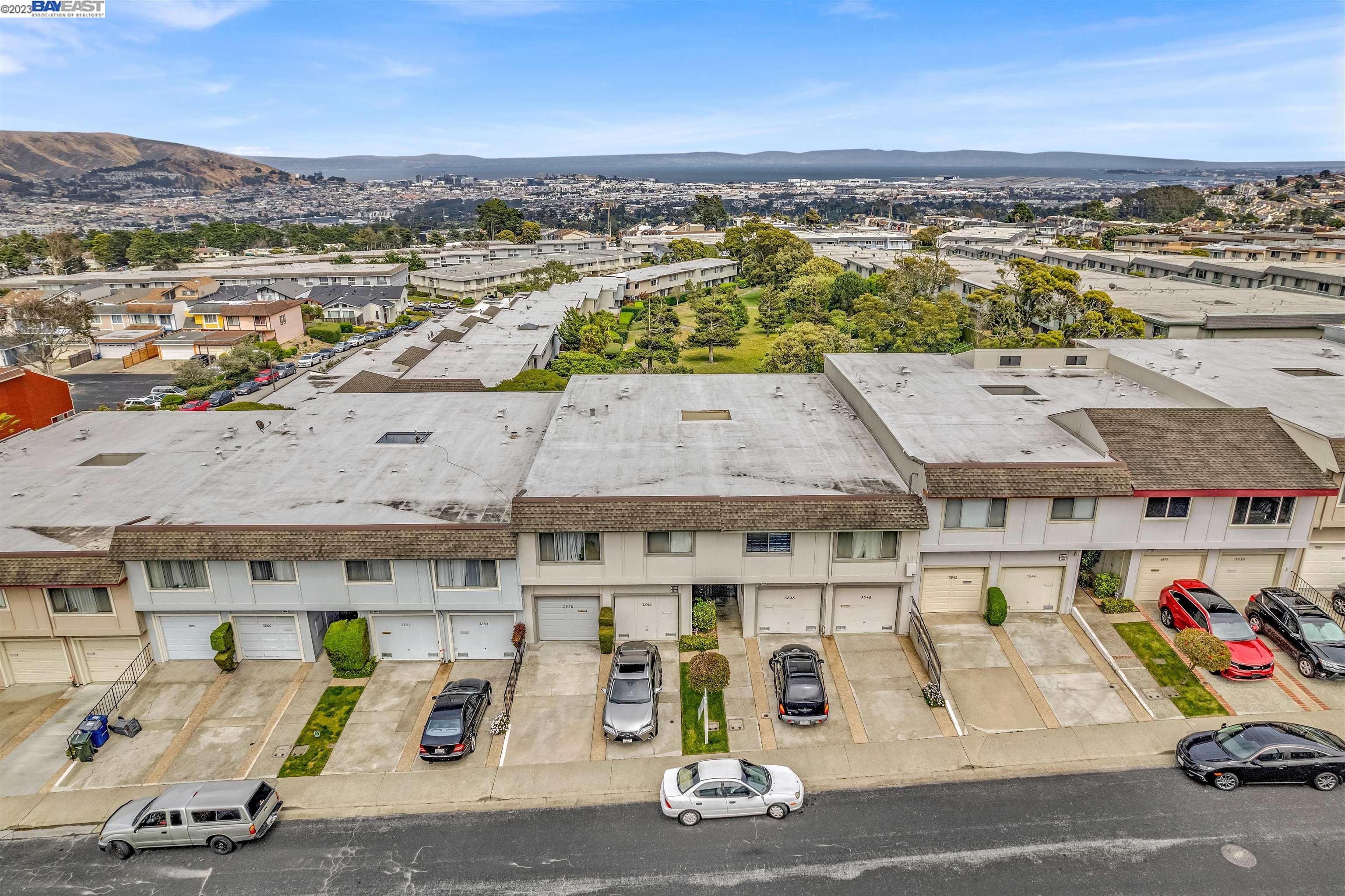 3850 Fairfax Way