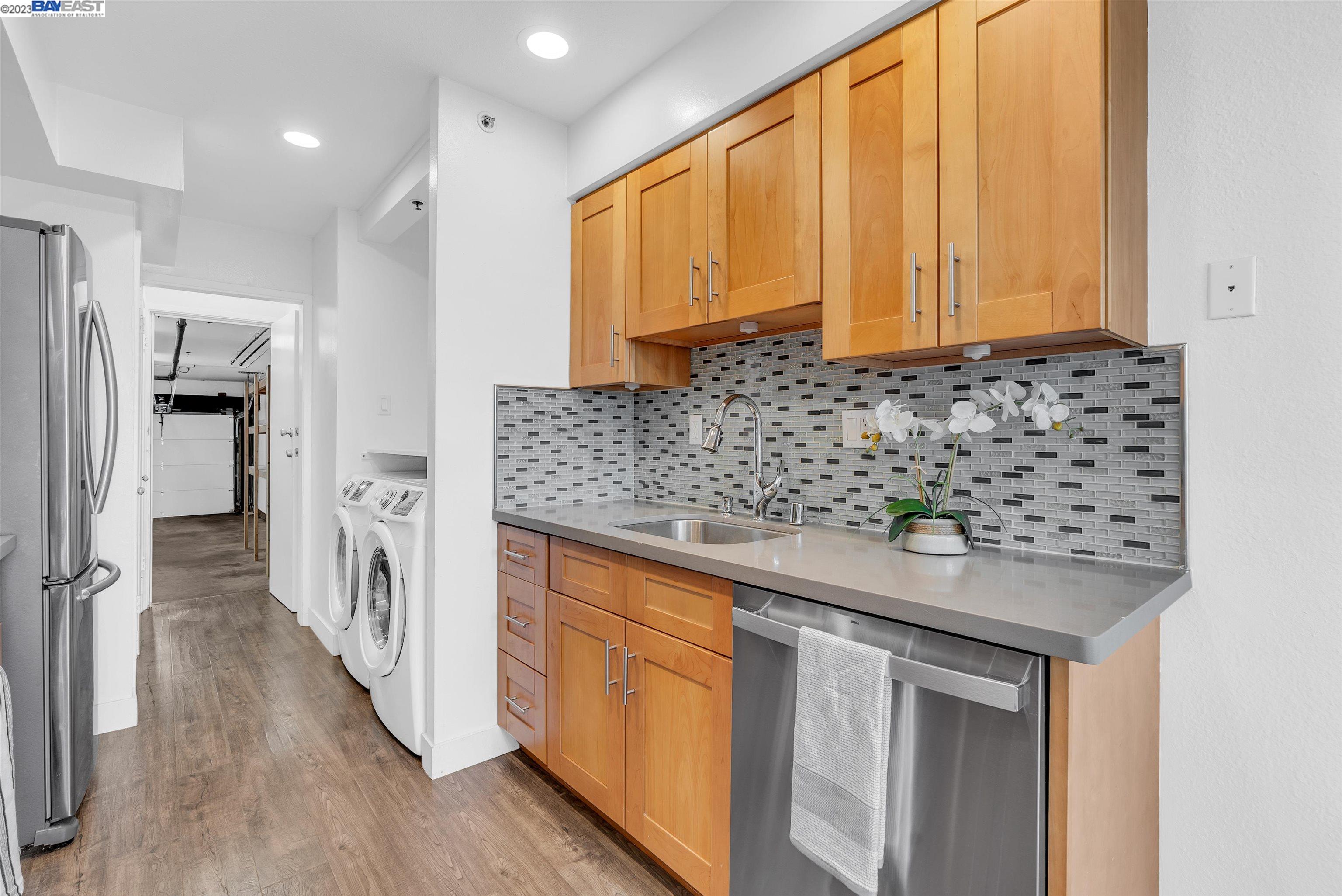 3850 Fairfax Way