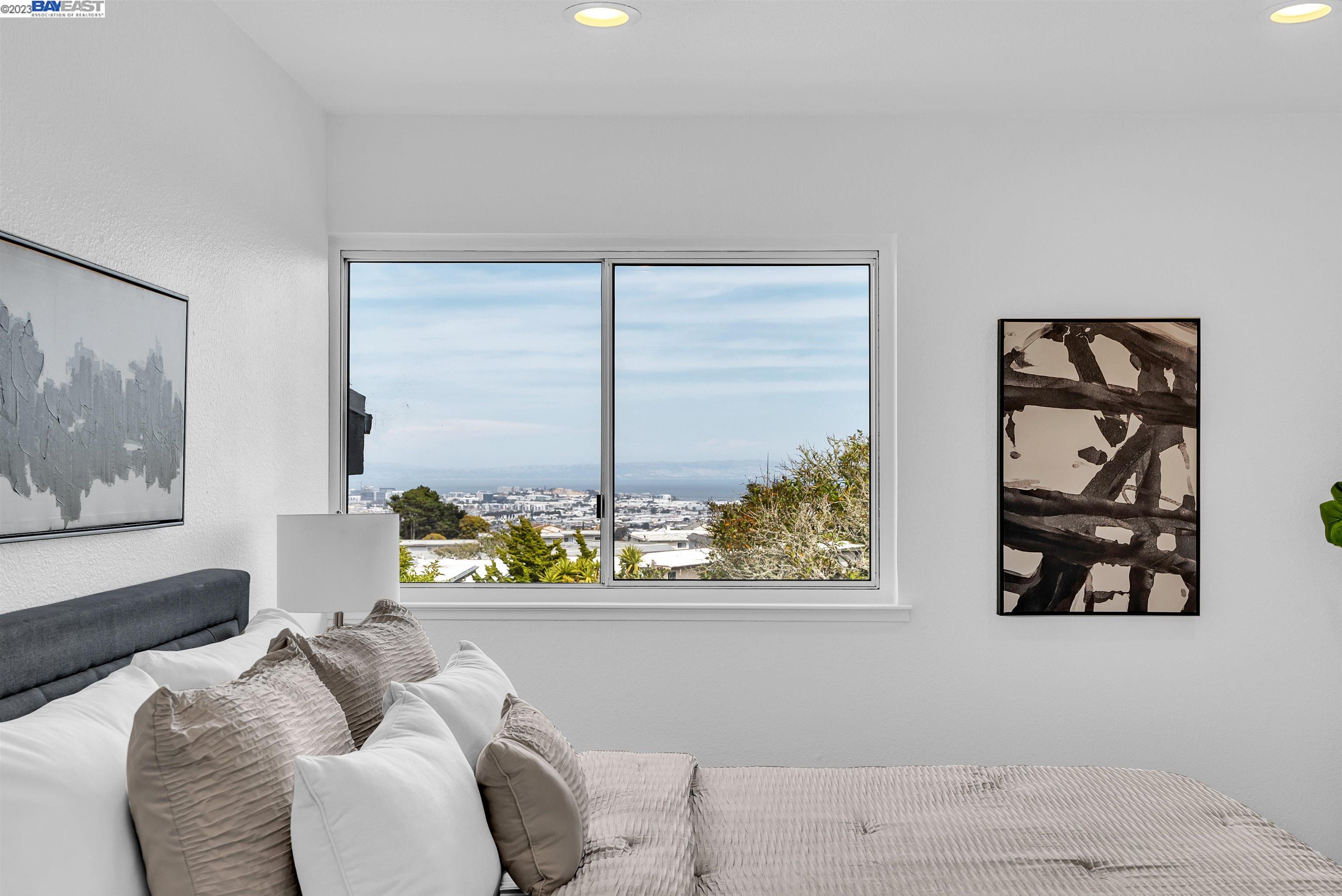 3850 Fairfax Way
