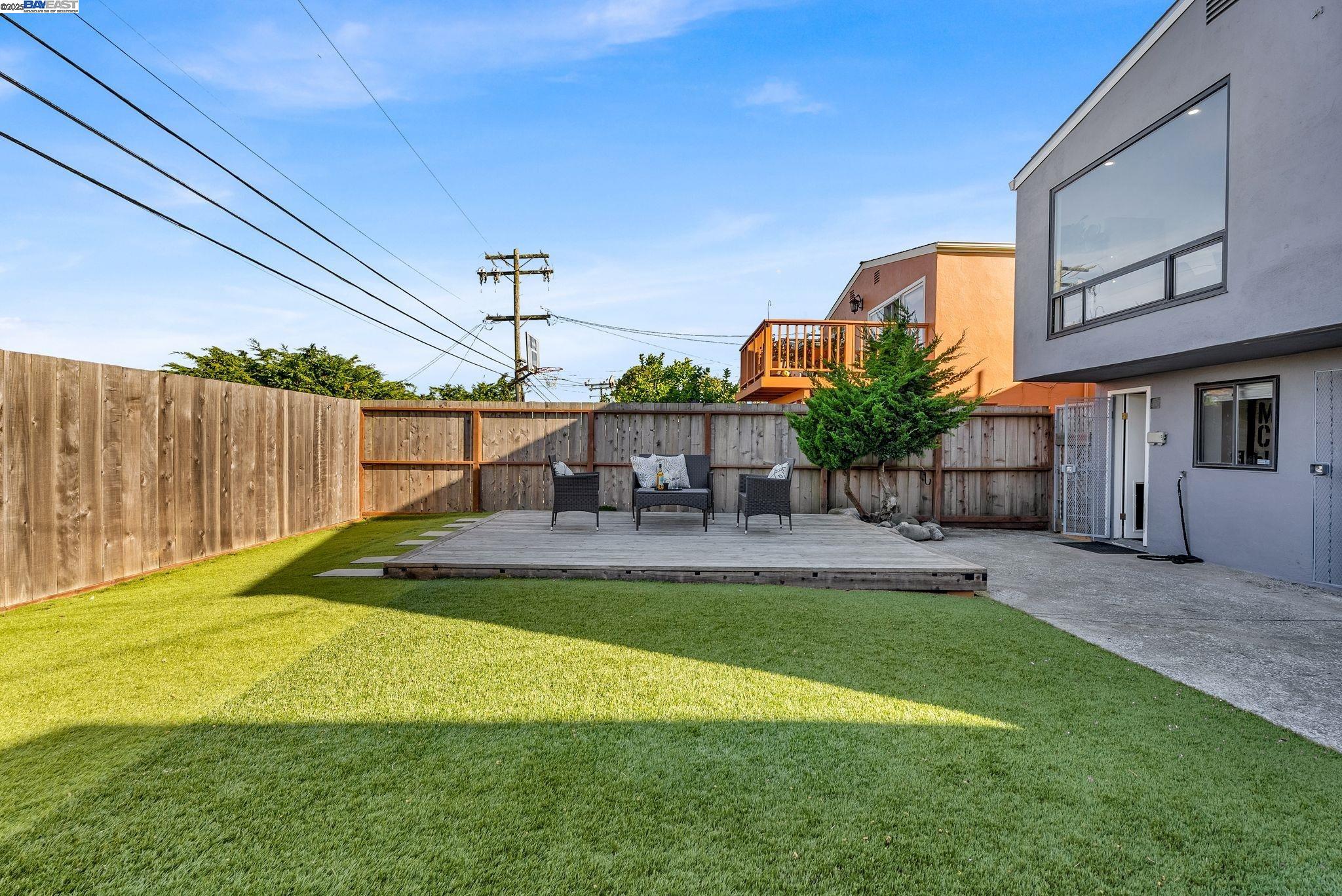 246 Alta Loma Ave